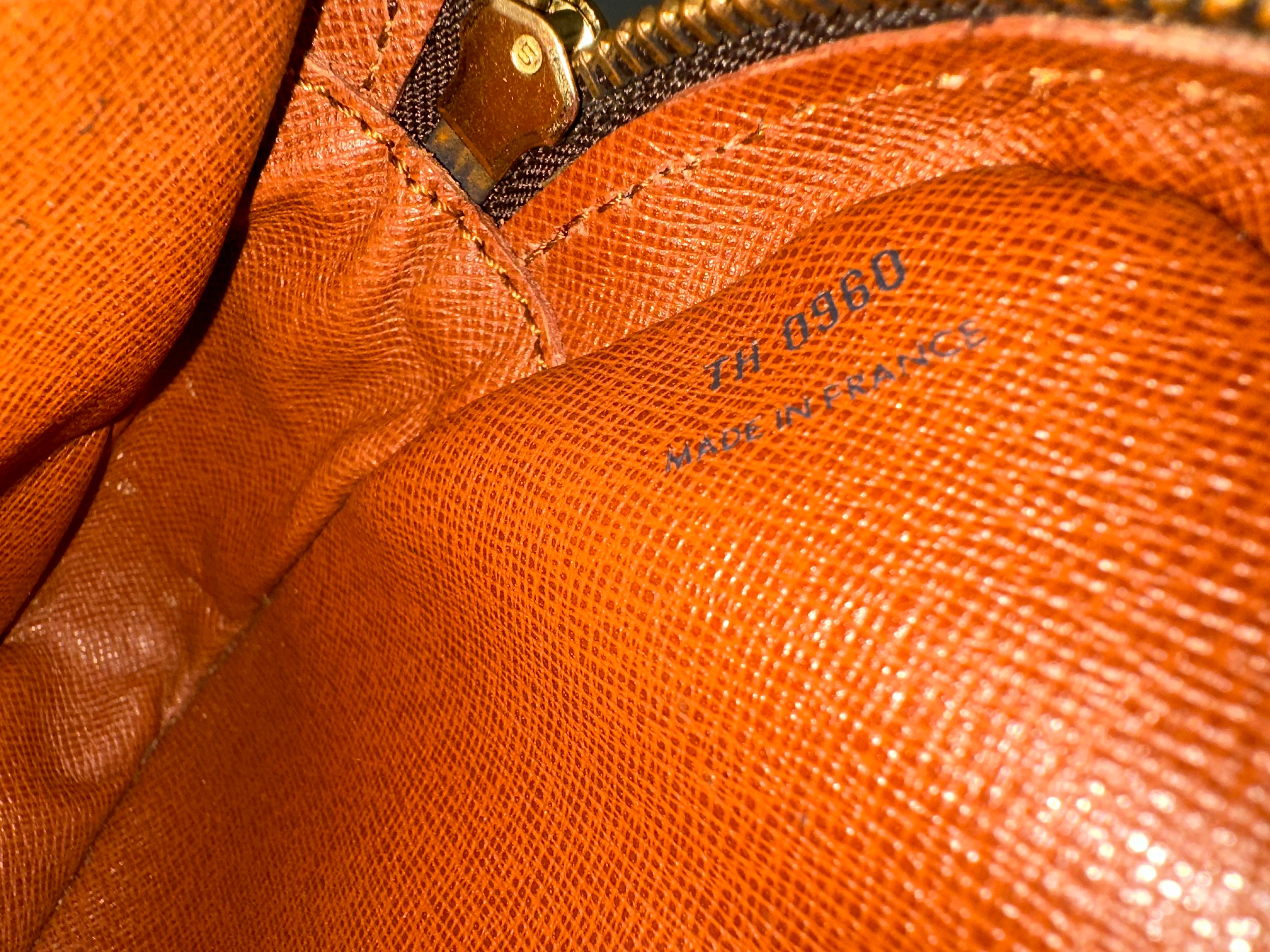 Louis Vuitton Dragonne GM