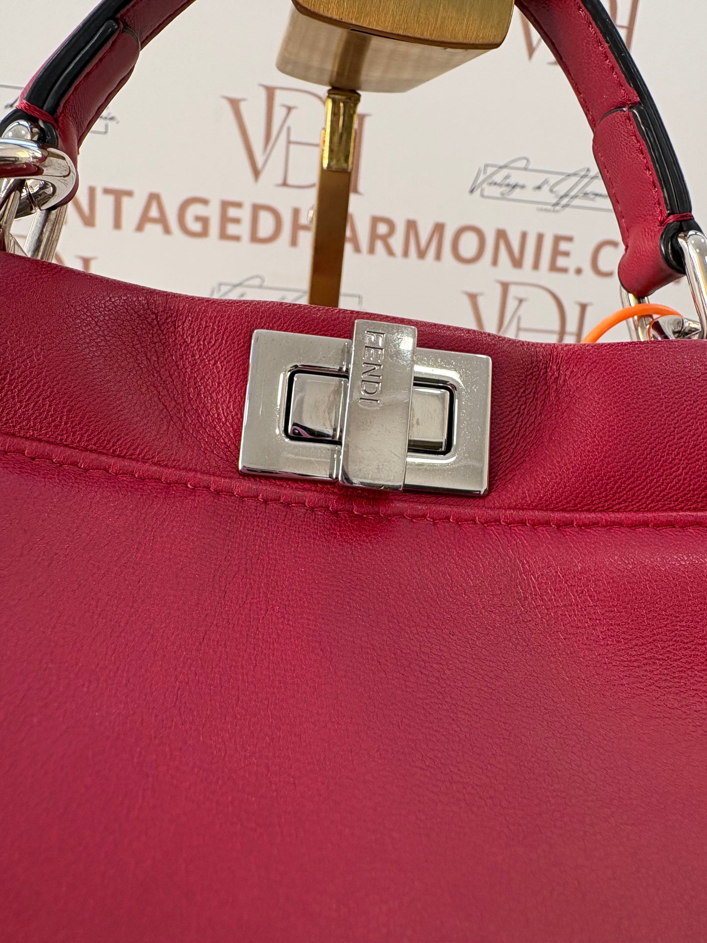 383481 - Fendi Peekabo