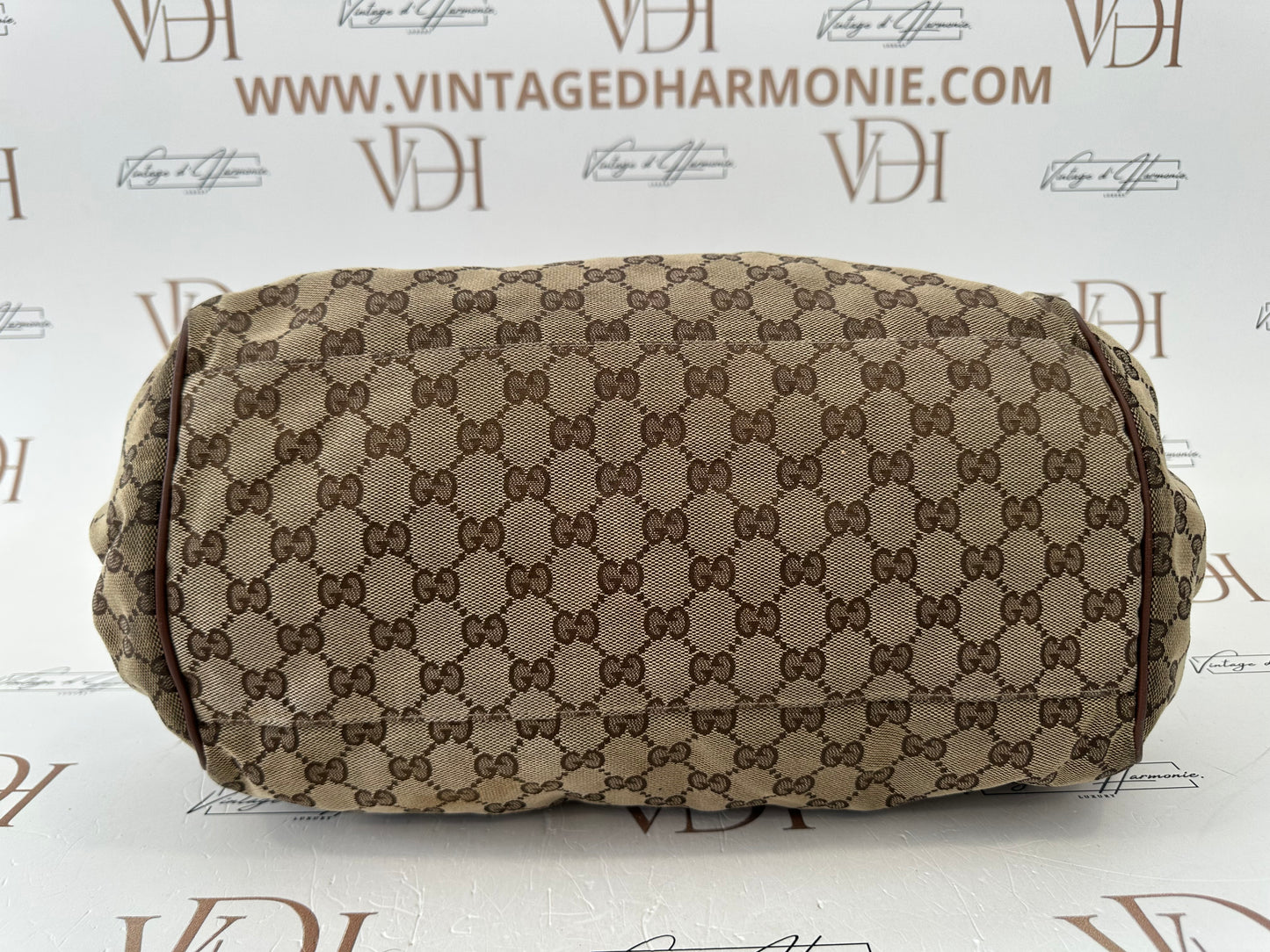 382476 - Gucci Sukey