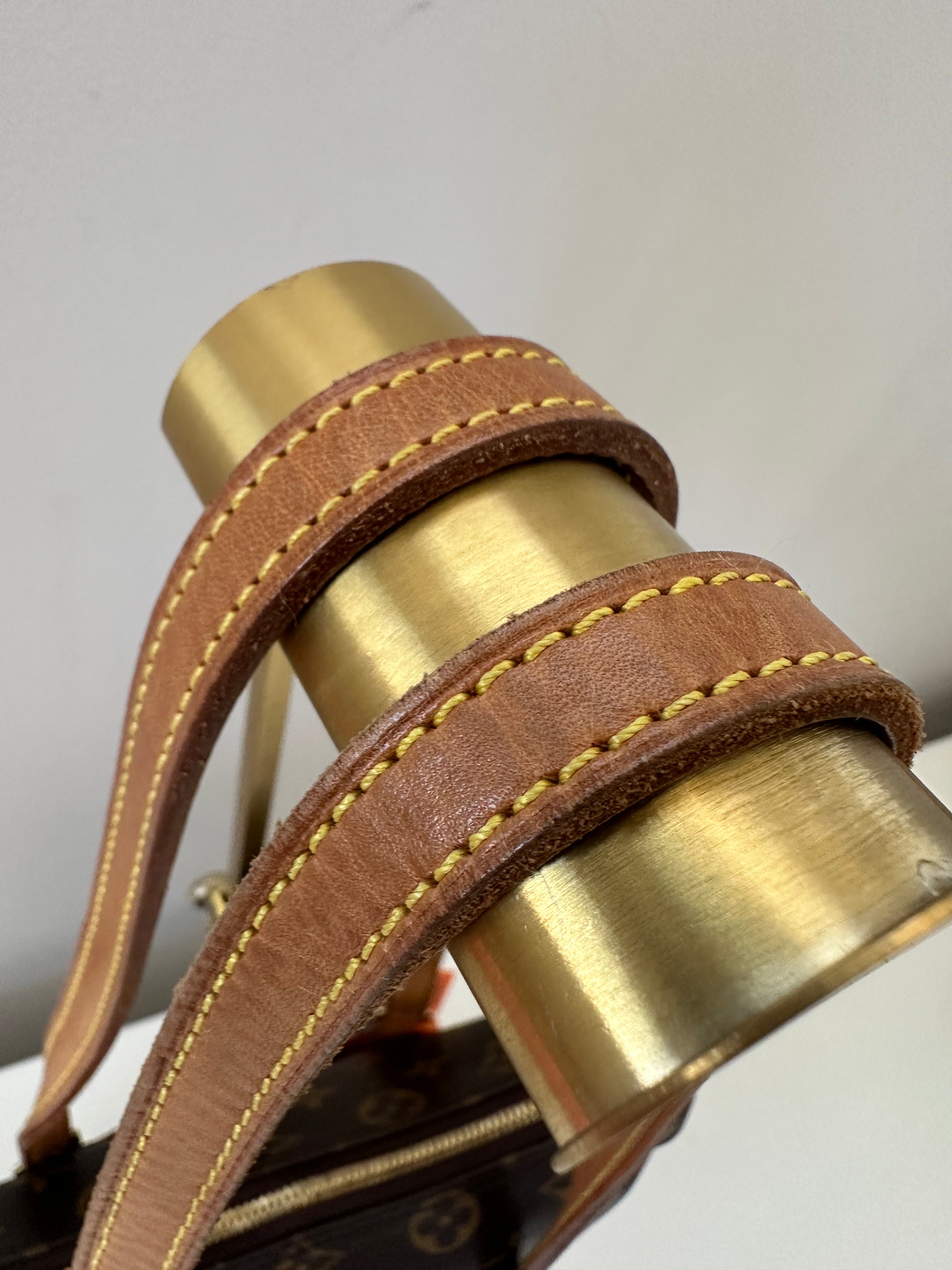 Louis Vuitton Coussin GM