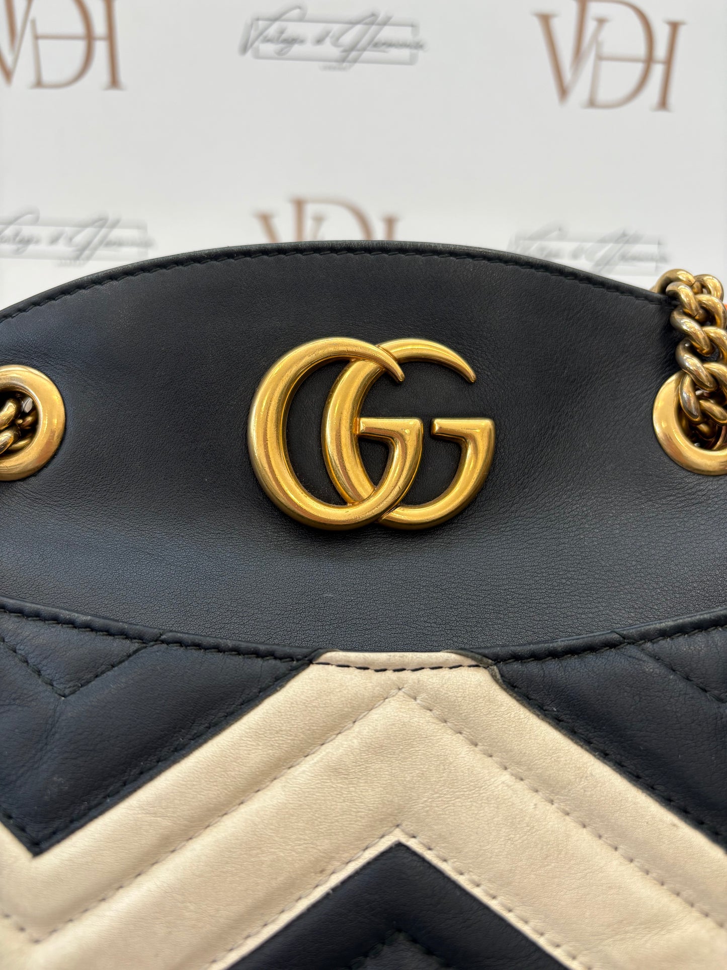 383693 - Gucci GG Marmont