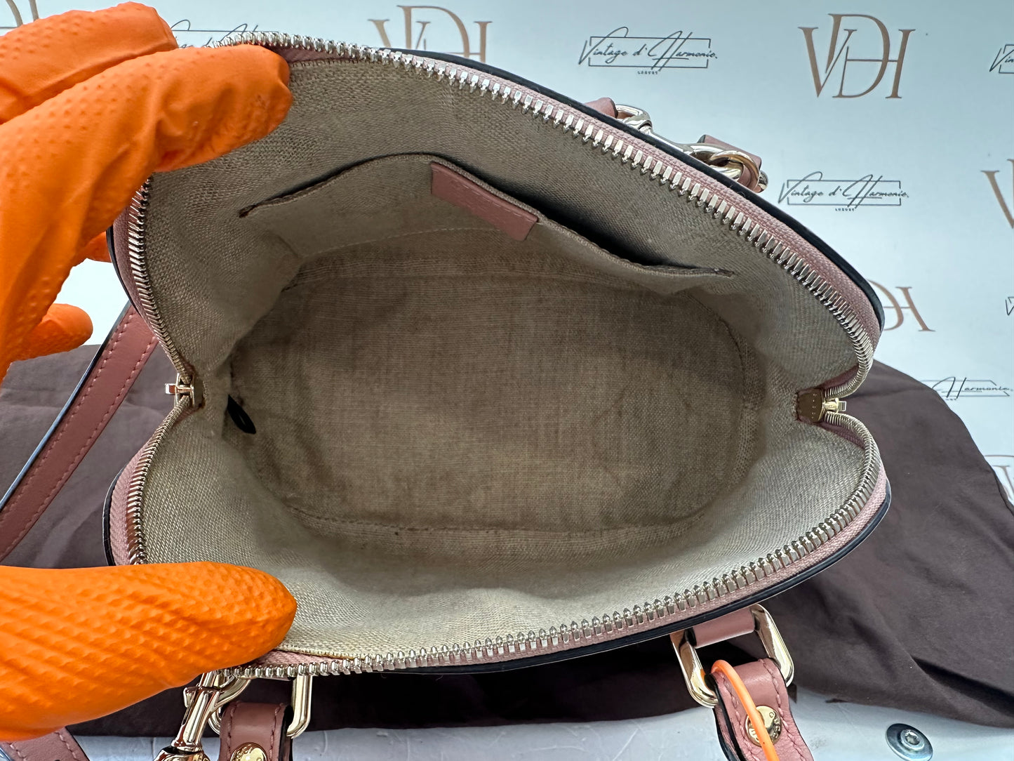 382584 - Gucci Microguccissima