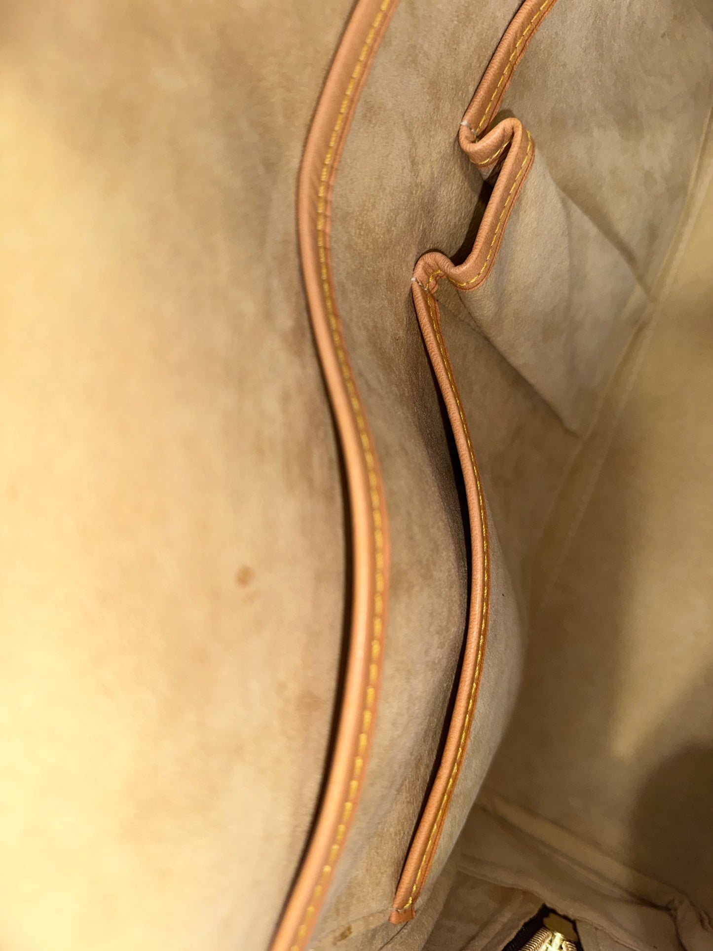 Louis Vuitton Rivoli