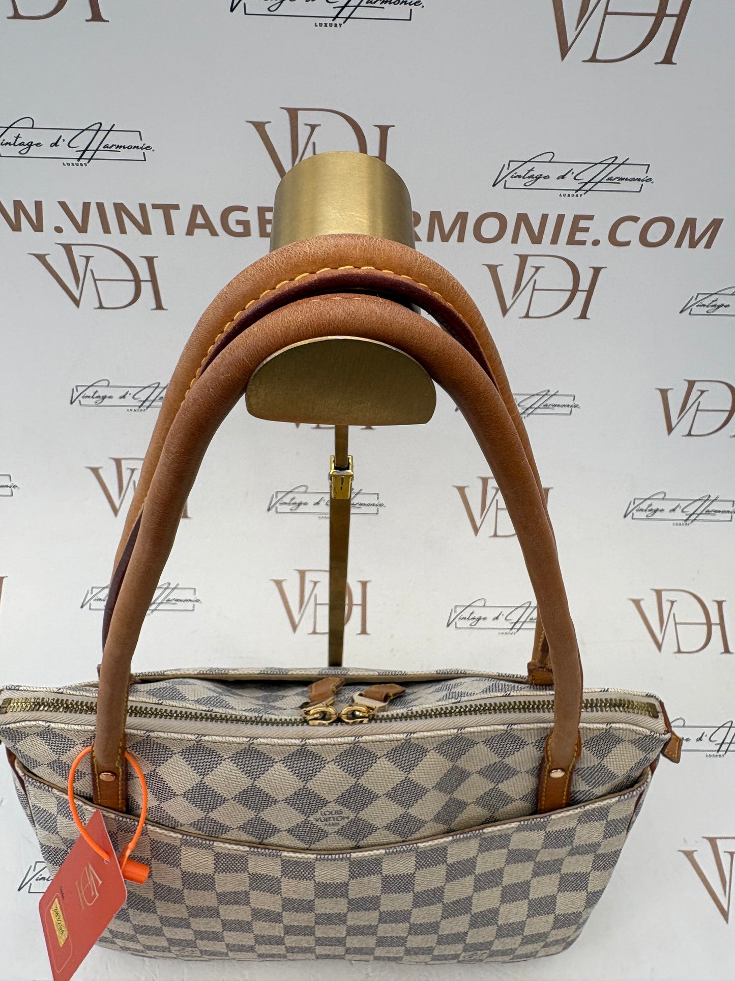 383294 - Louis Vuitton Figheri