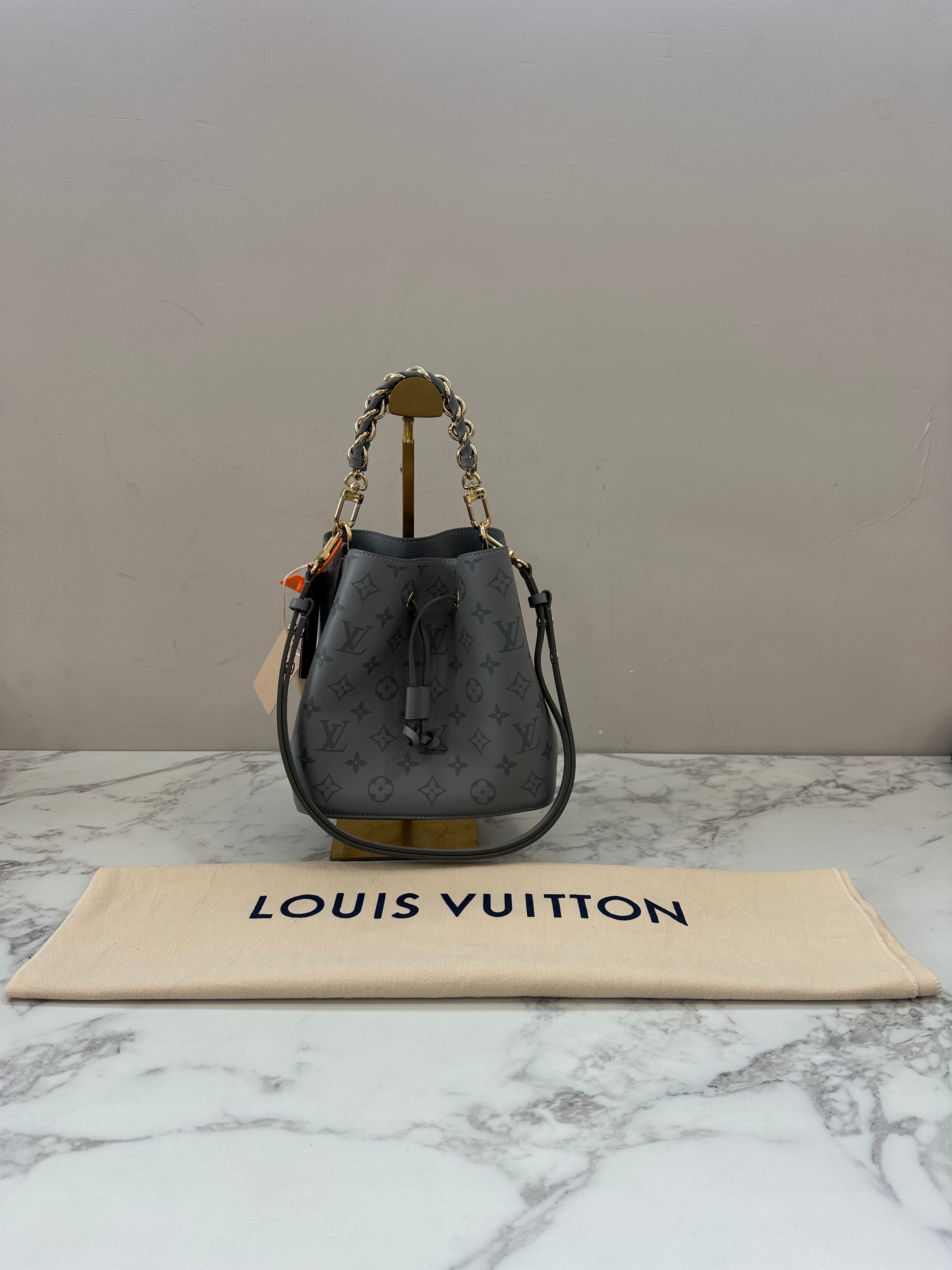 Louis Vuitton NeoNoé Gray