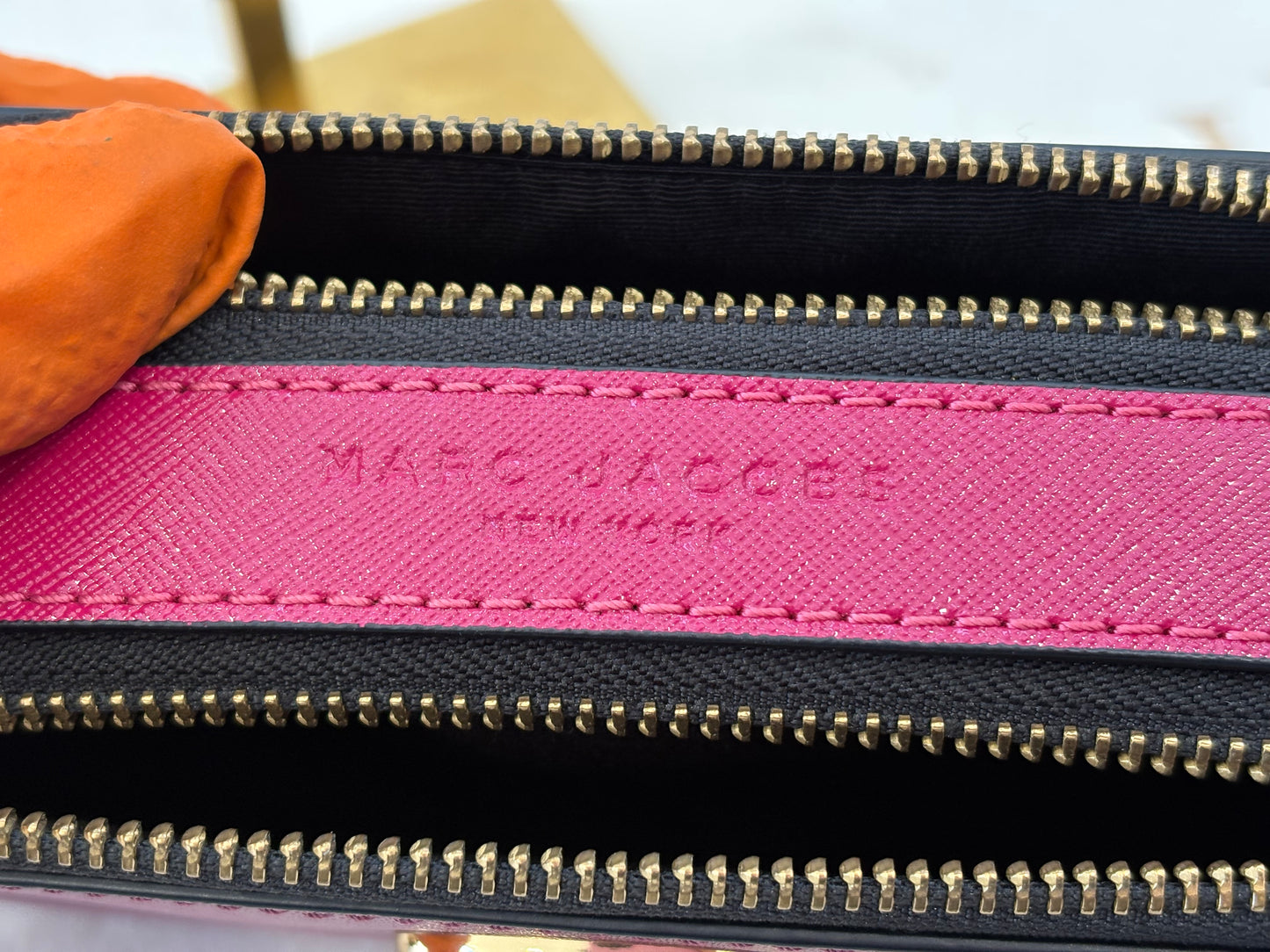 383970 - Marc Jacobs Snapshot
