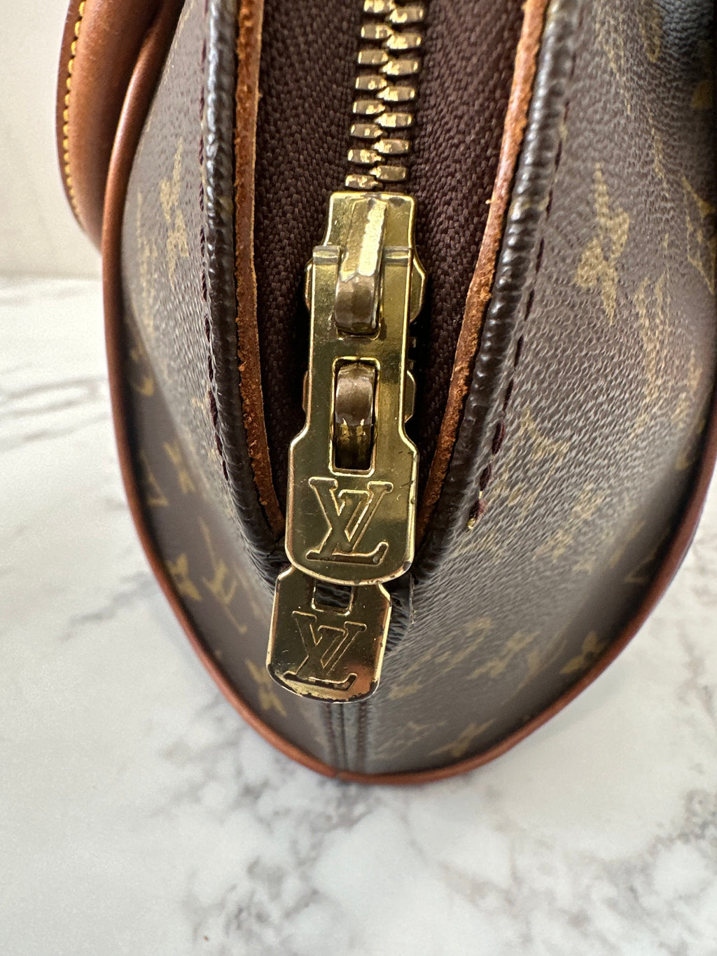 Louis Vuitton Ellipse PM