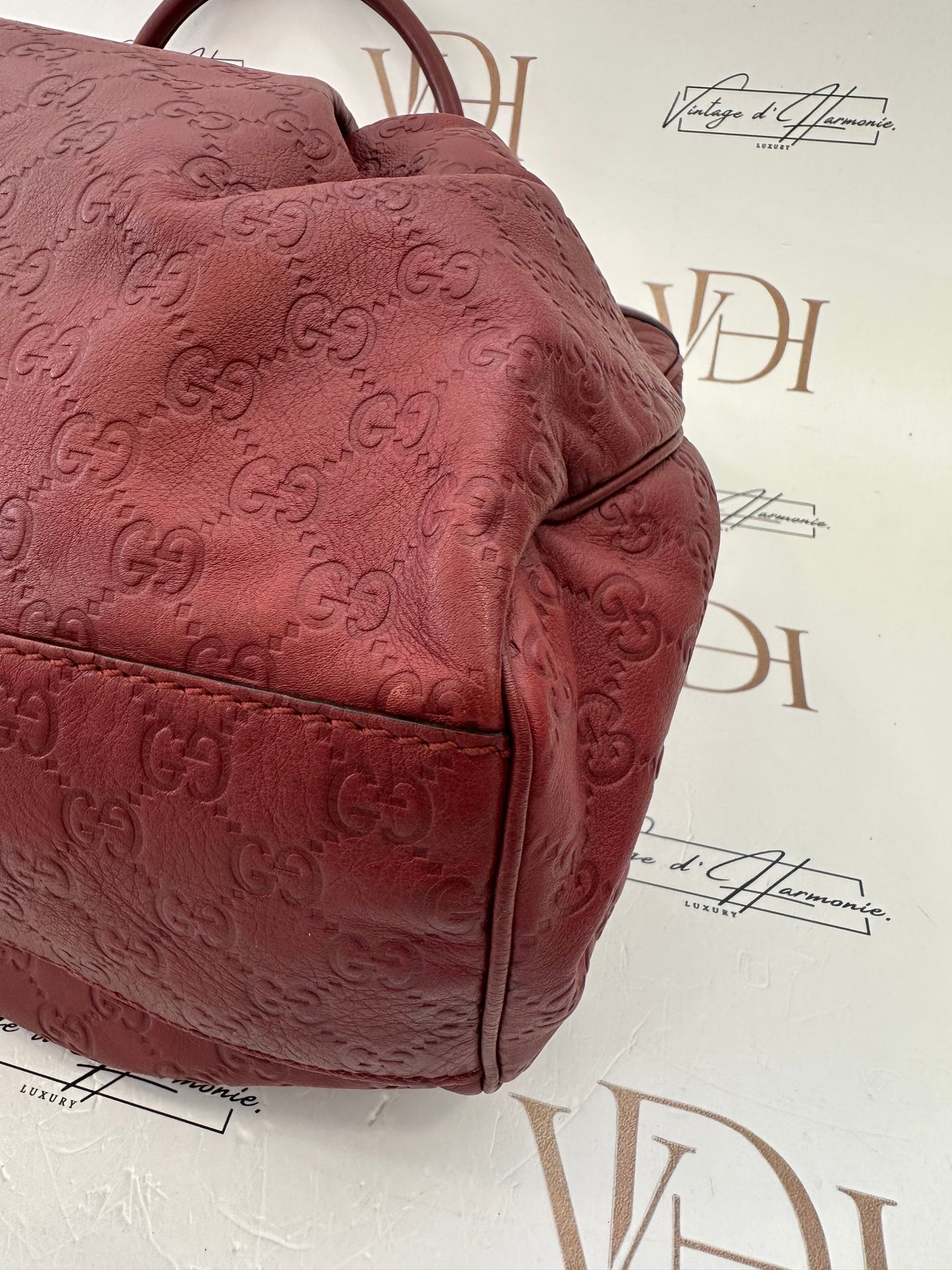 382879 - Gucci Sukey
