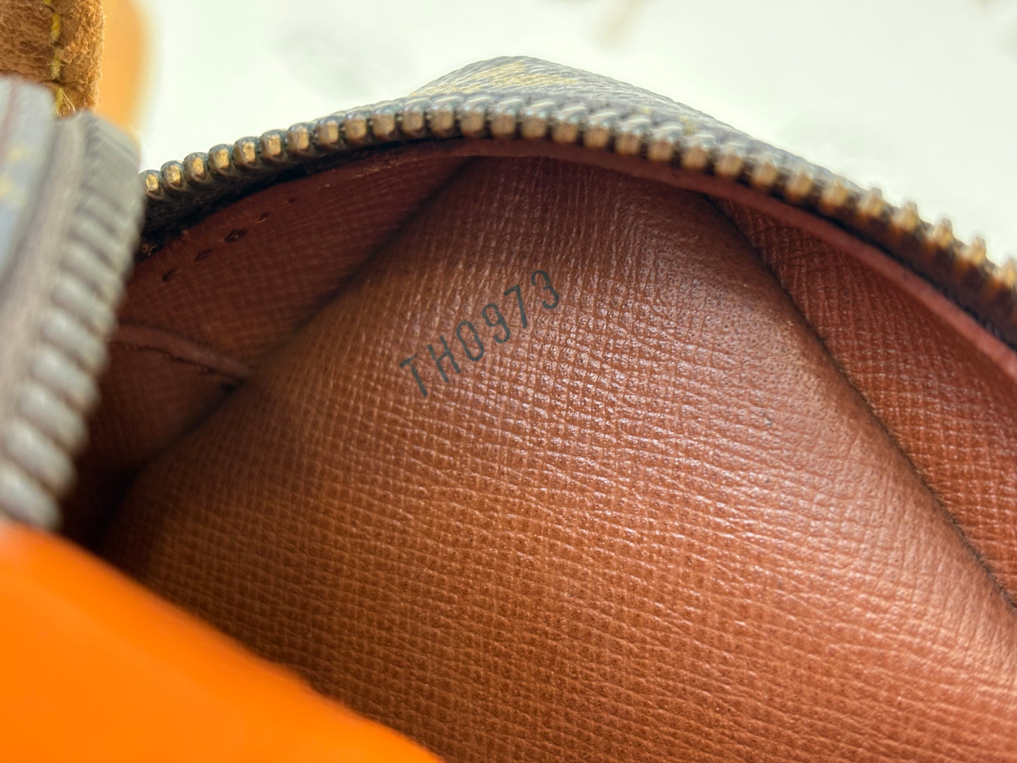018968 - Louis Vuitton Jeune Fille GM