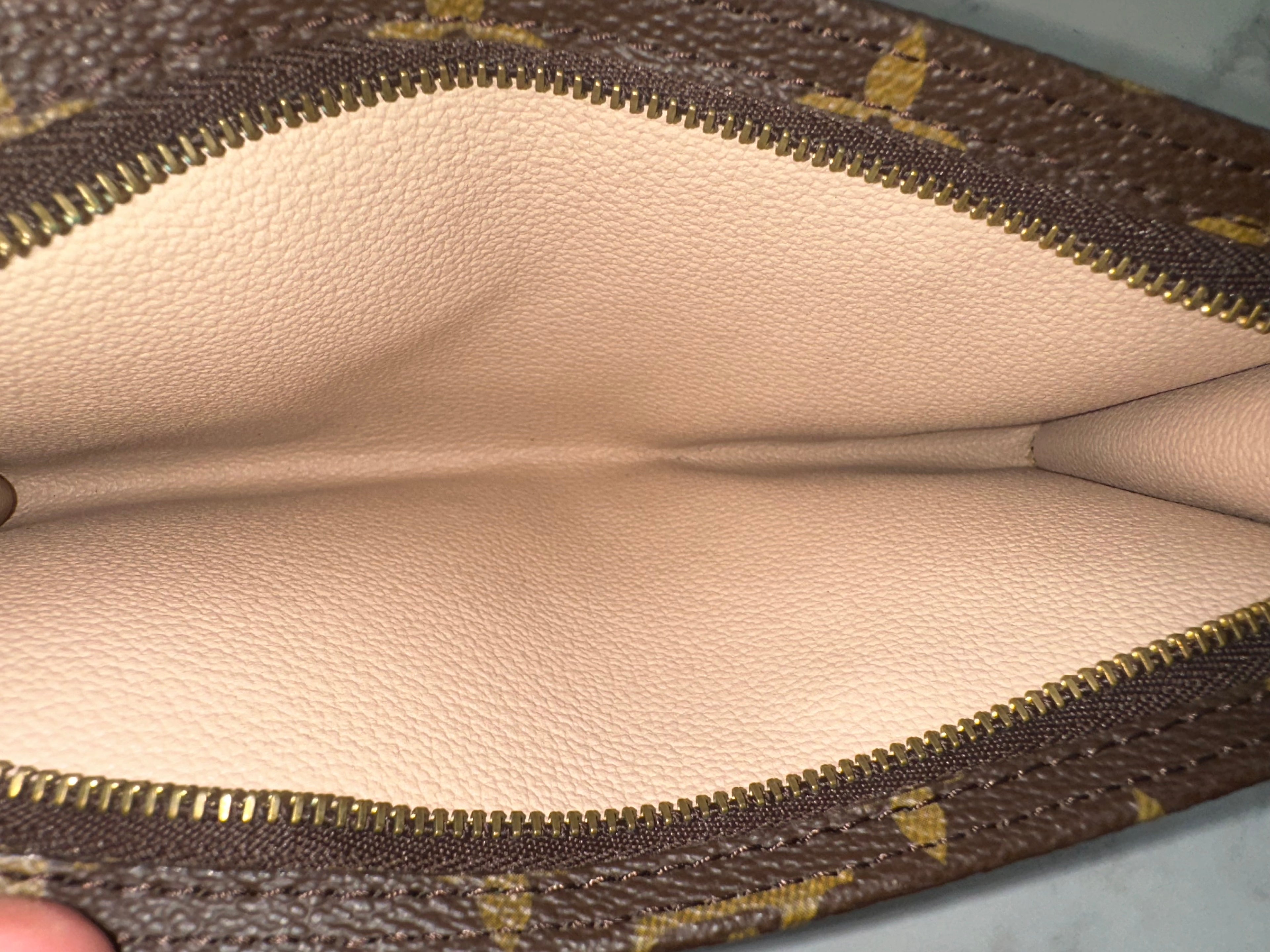 Louis Vuitton Bucket GM