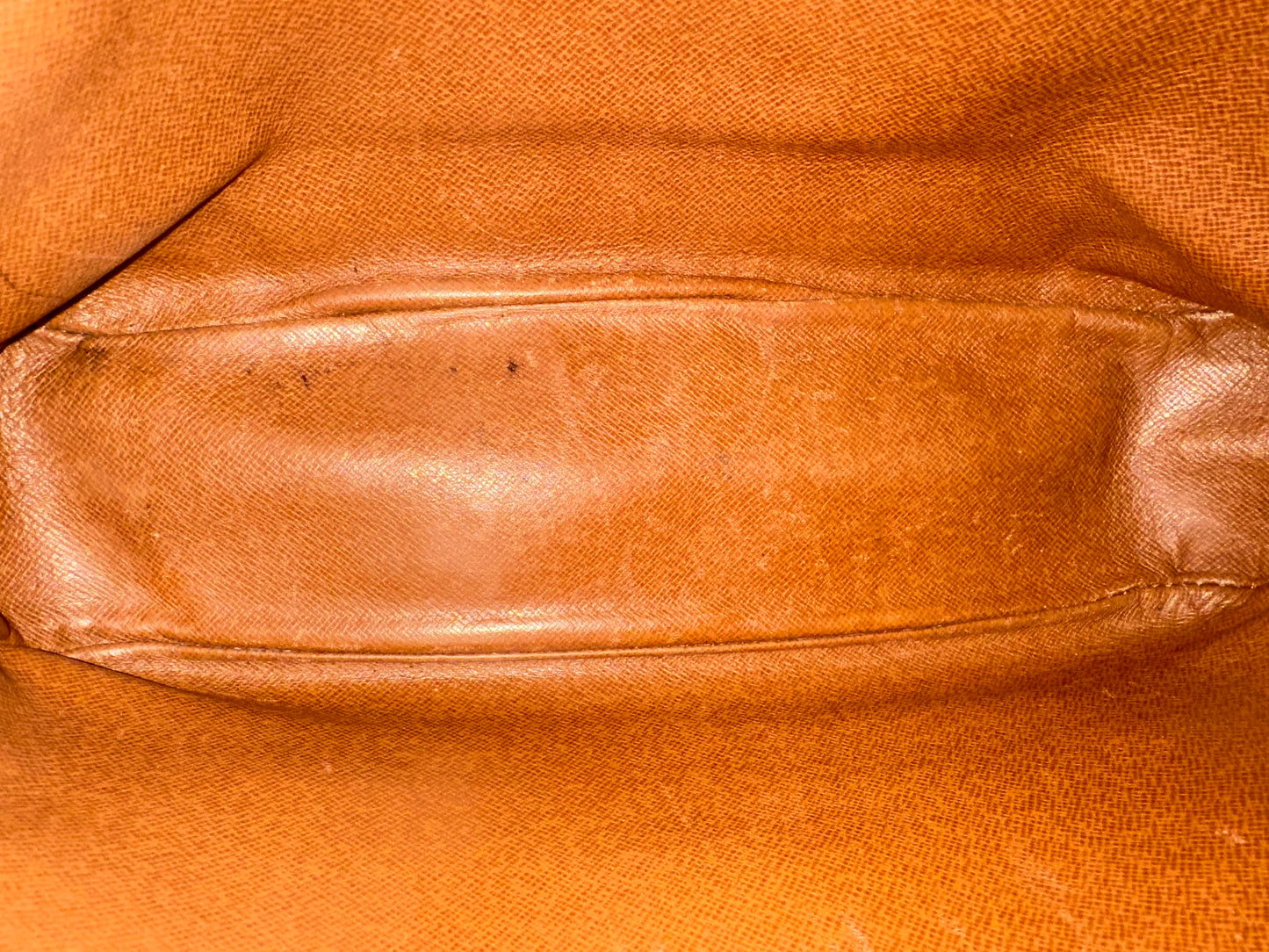 Louis Vuitton Nile