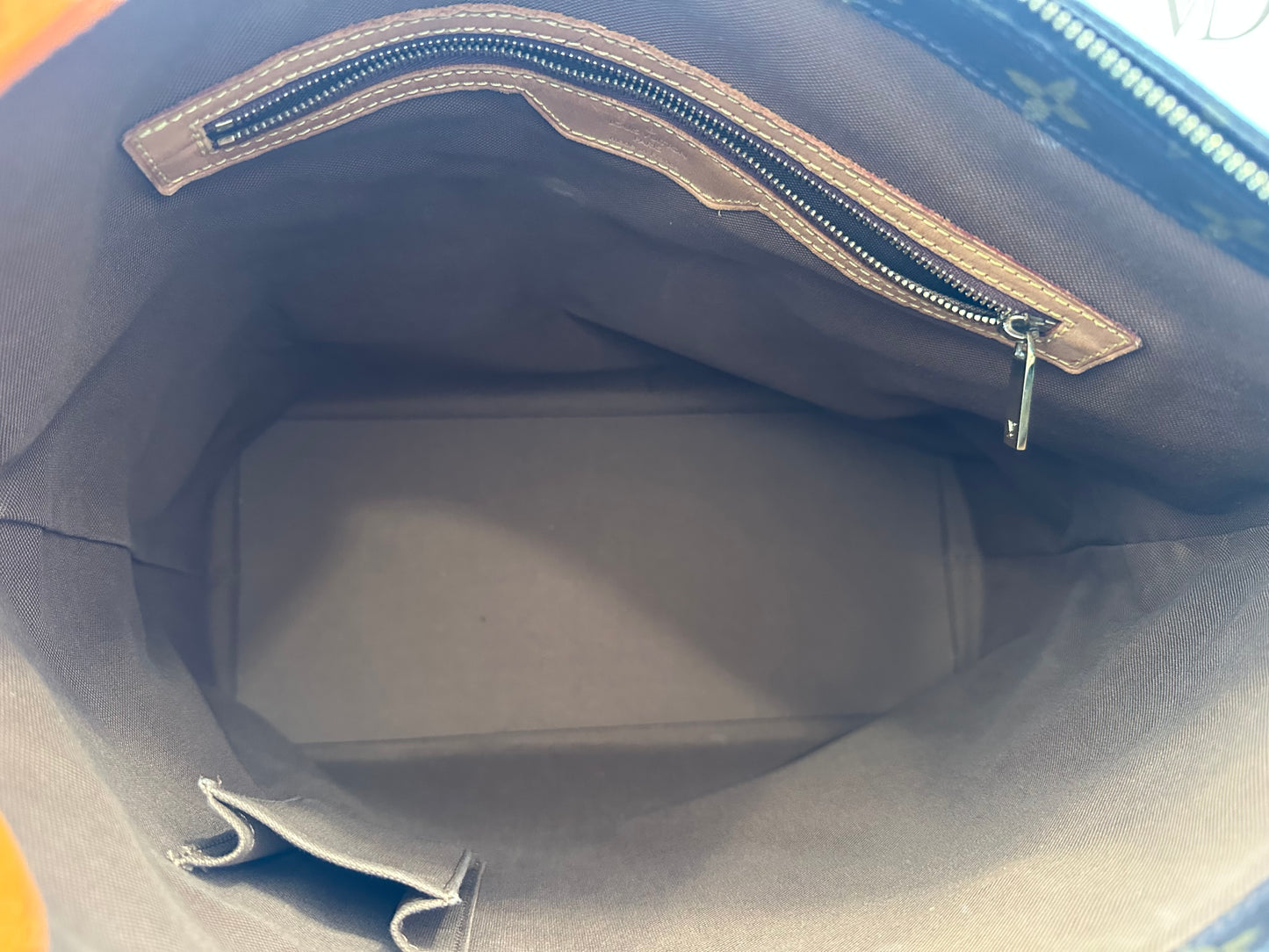 017875 - Louis Vuitton Cabas Mezzo