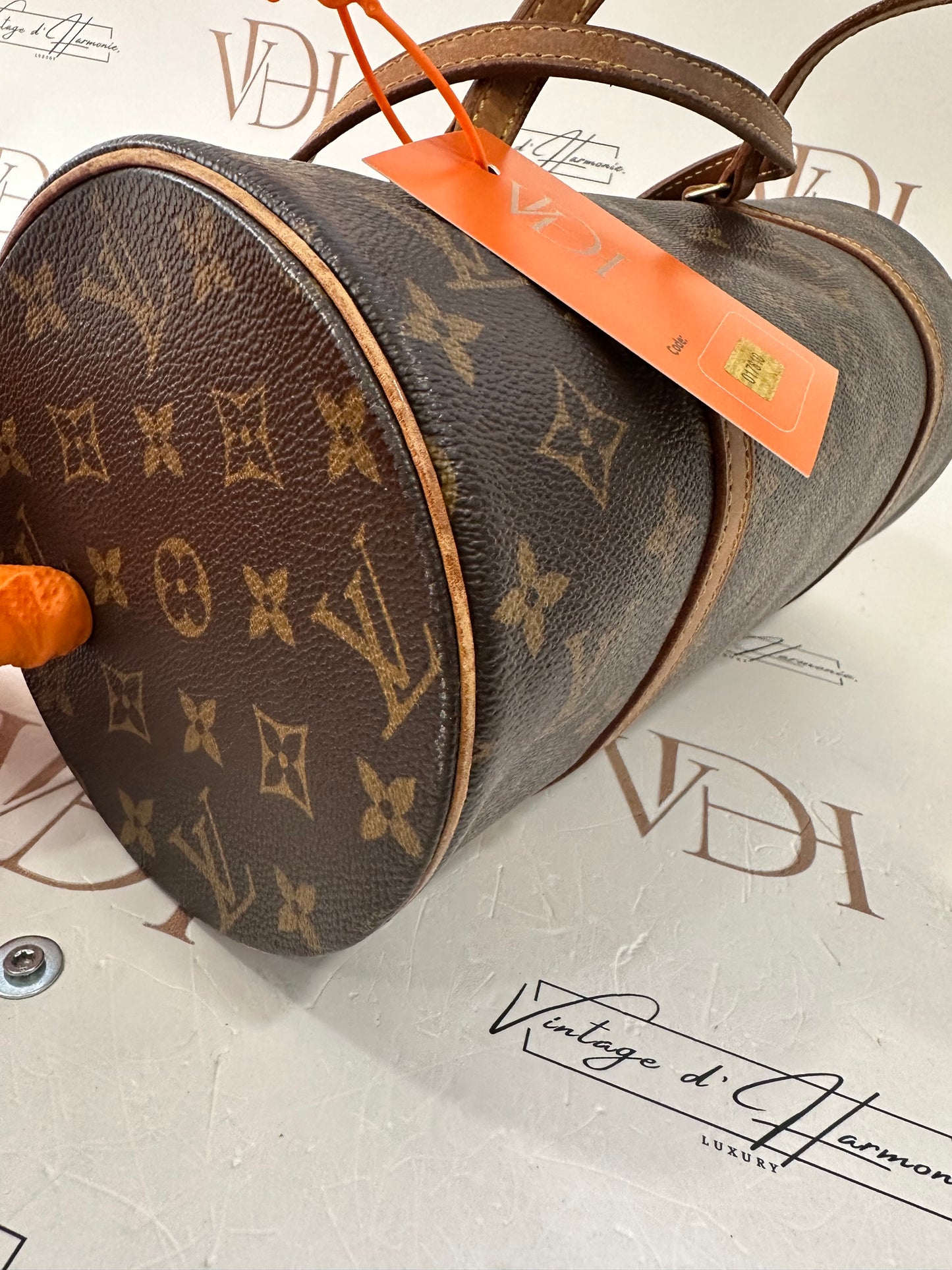 017810 - Louis Vuitton Papillon 30