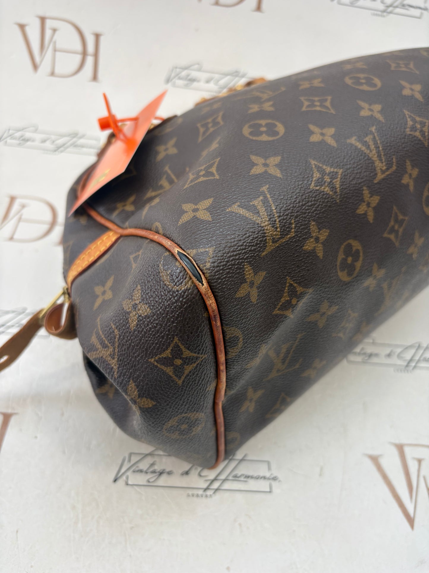 018742 - Louis Vuitton Montorgueil PM