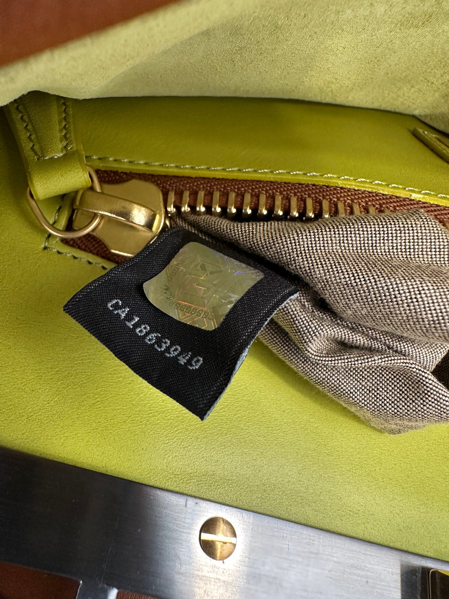 102701 - Fendi Peekaboo
