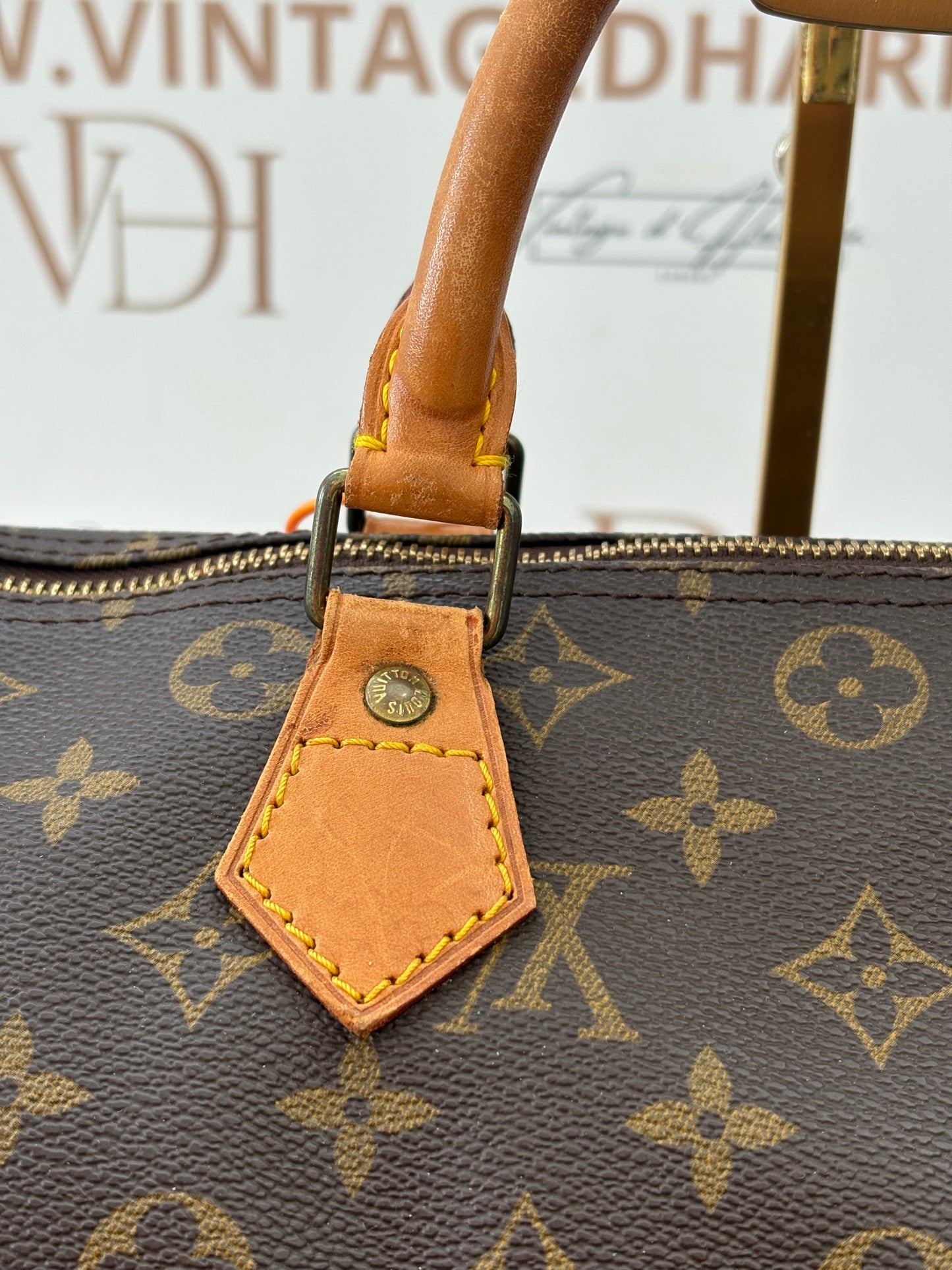 018815 - Louis Vuitton Speedy 30