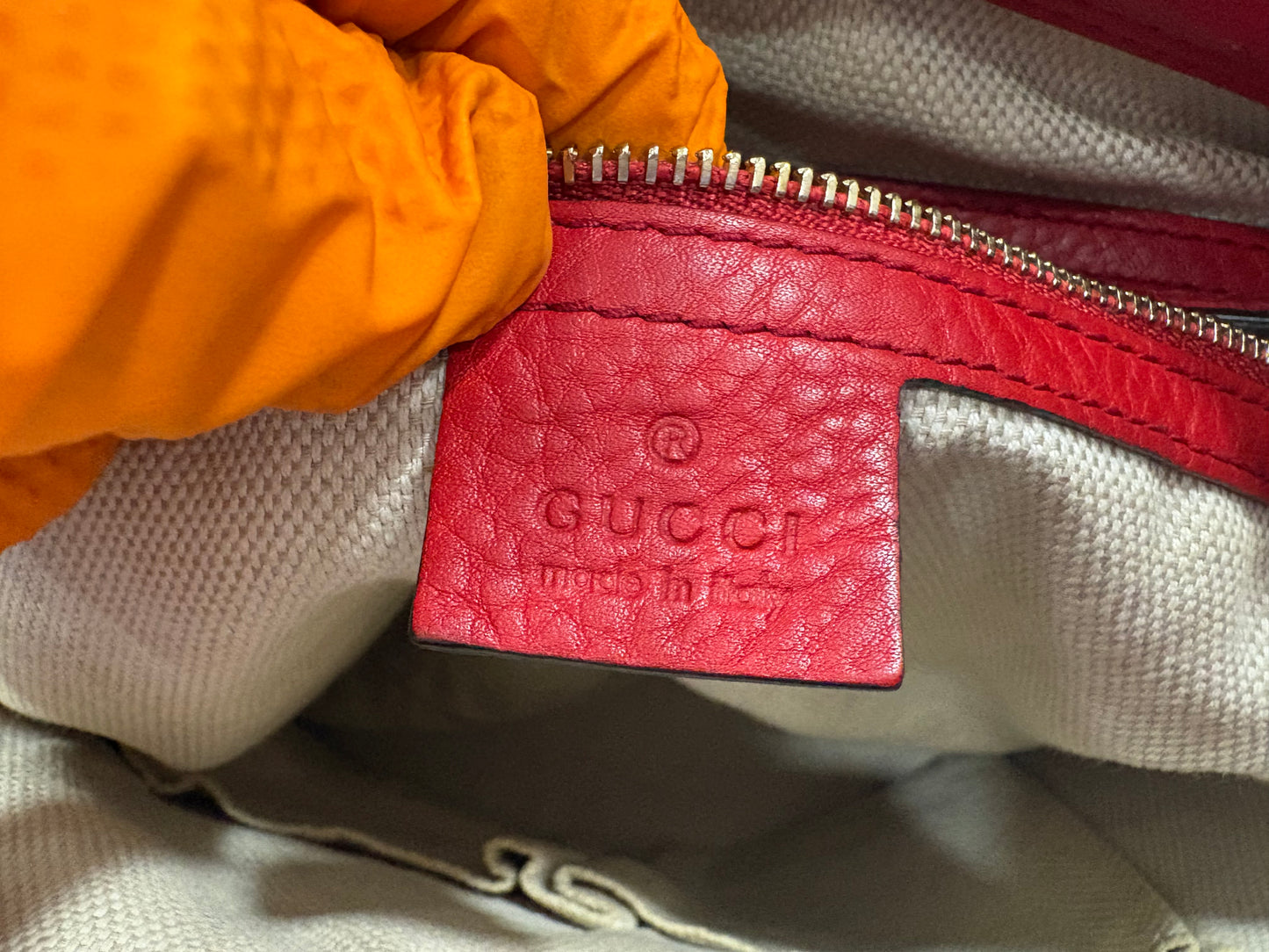 383087 - Gucci Soho