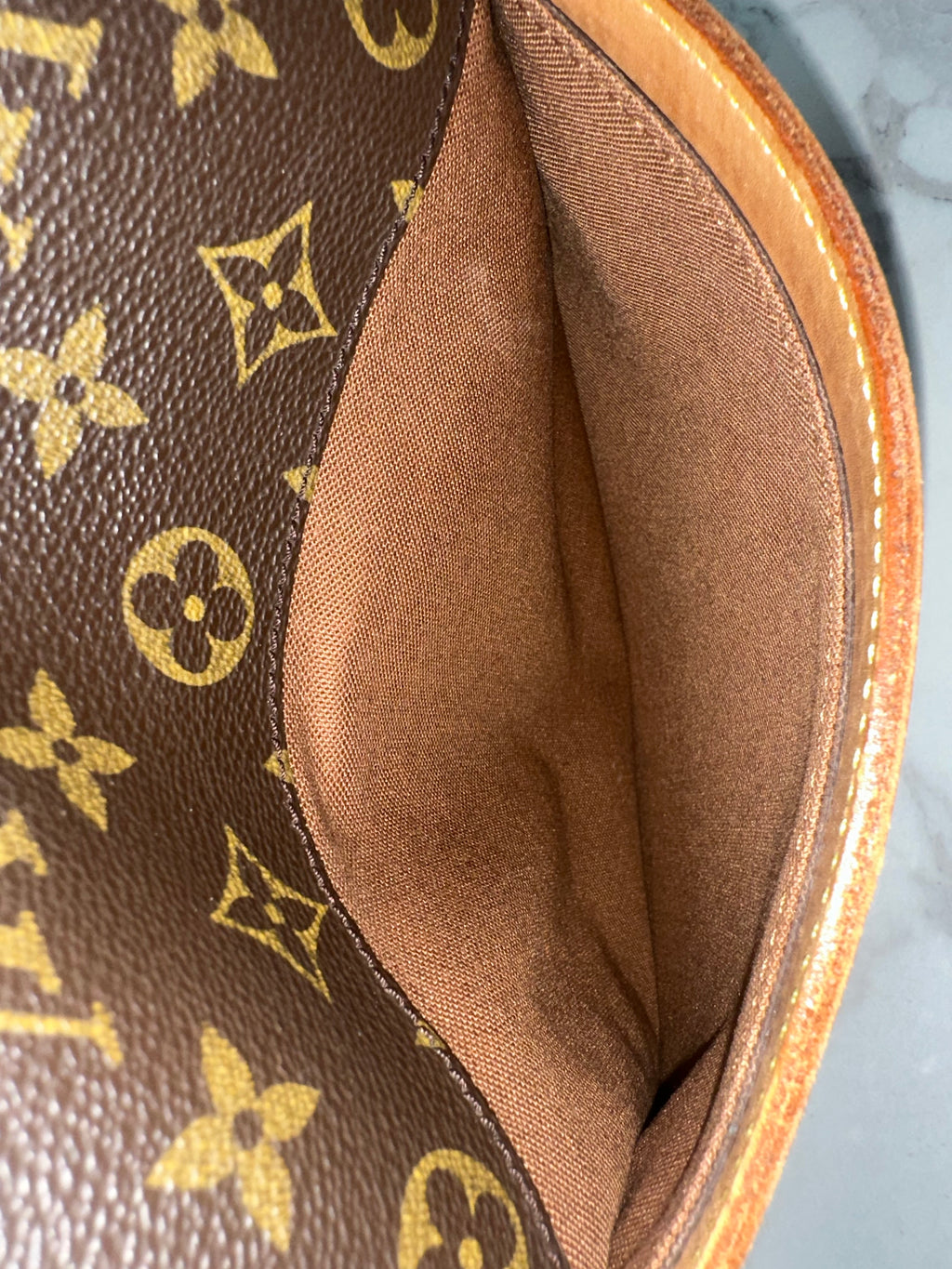 Louis Vuitton Messenger Bosphore