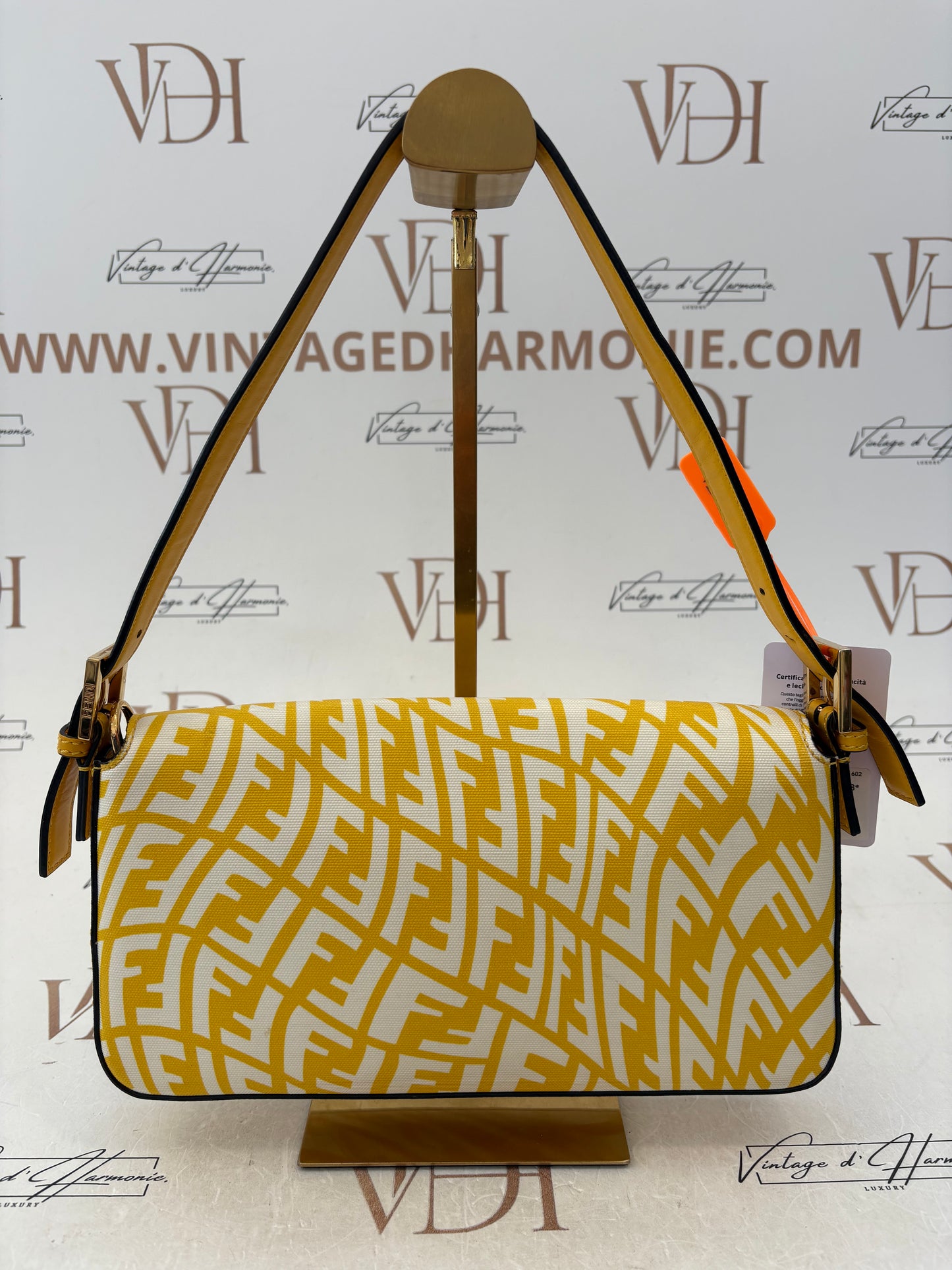 383618 - Fendi Baguette