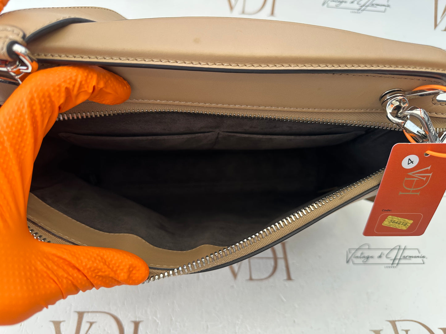 384212 - Fendi Dotcom