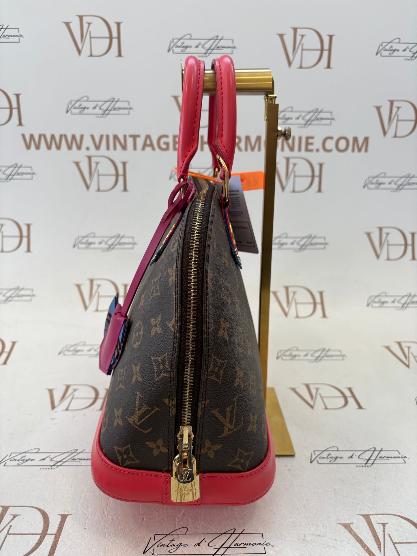 201108 - Louis Vuitton Alma