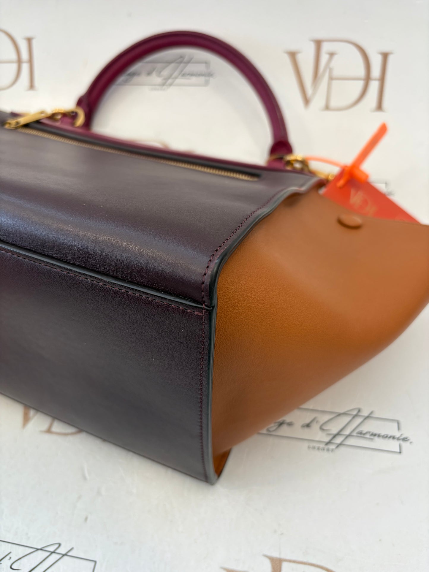 383864 - Céline Trapeze