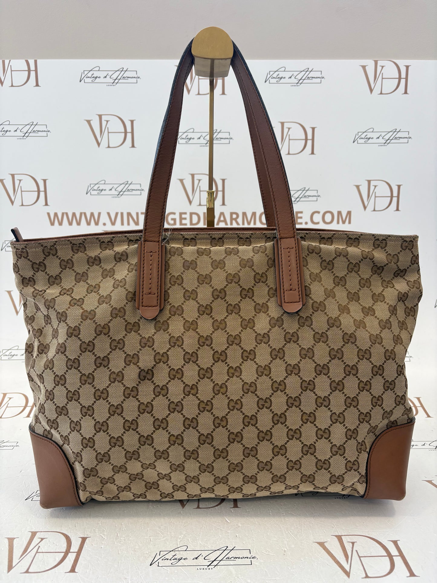 200957 - Gucci Brown
