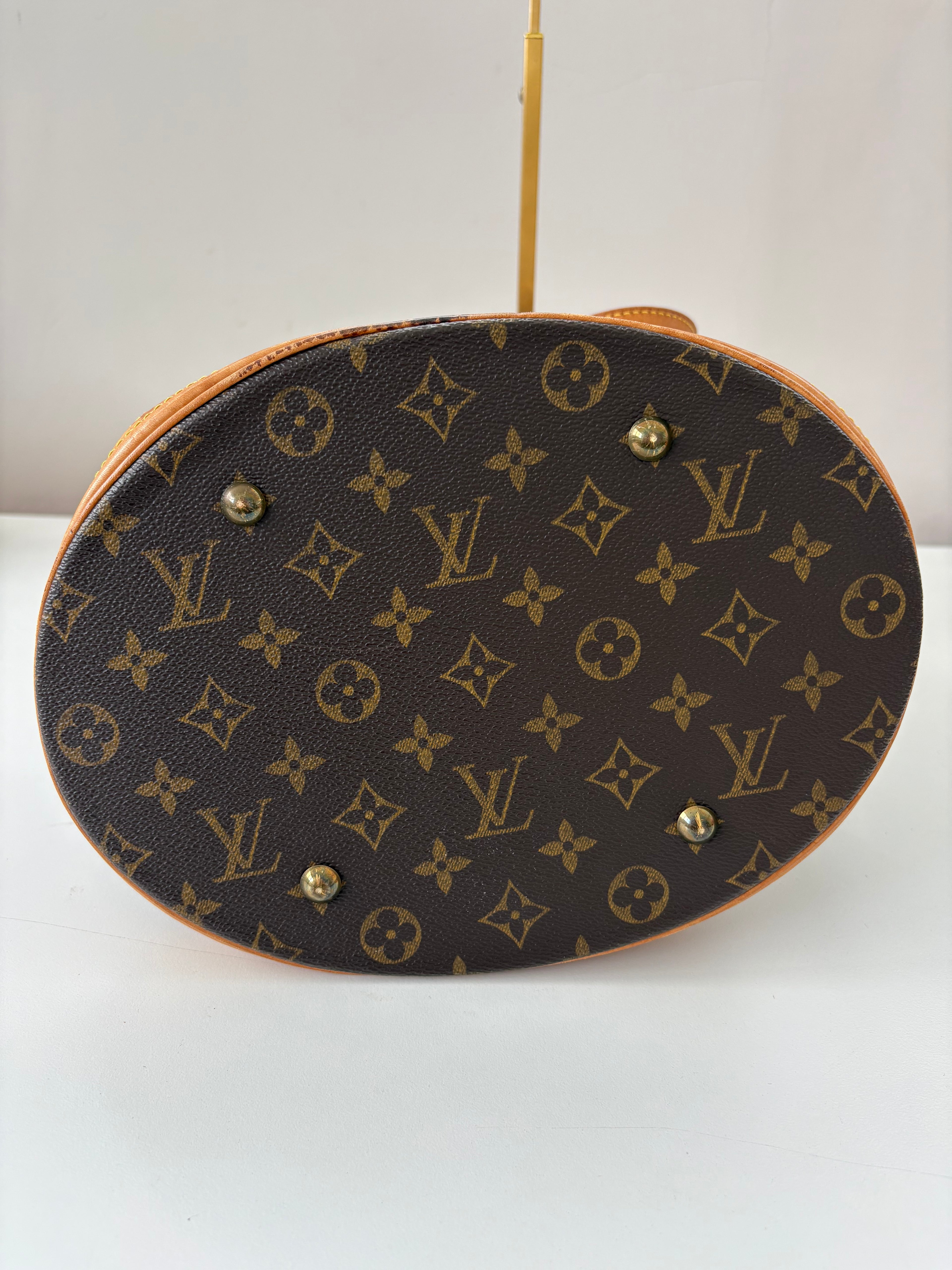 Louis Vuitton Bucket GM