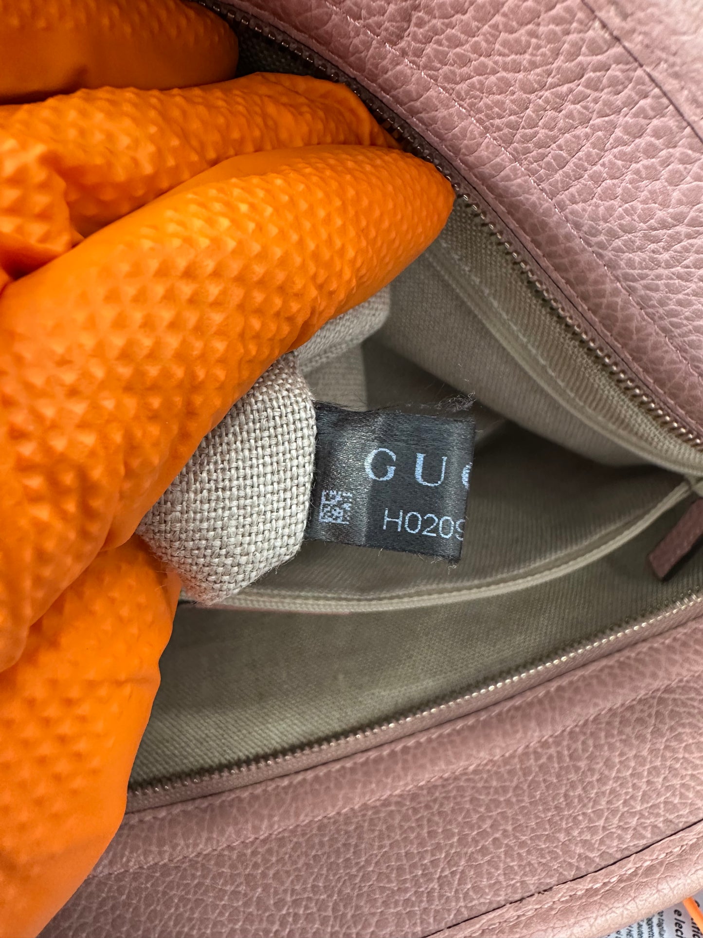 382878 - Gucci Bree
