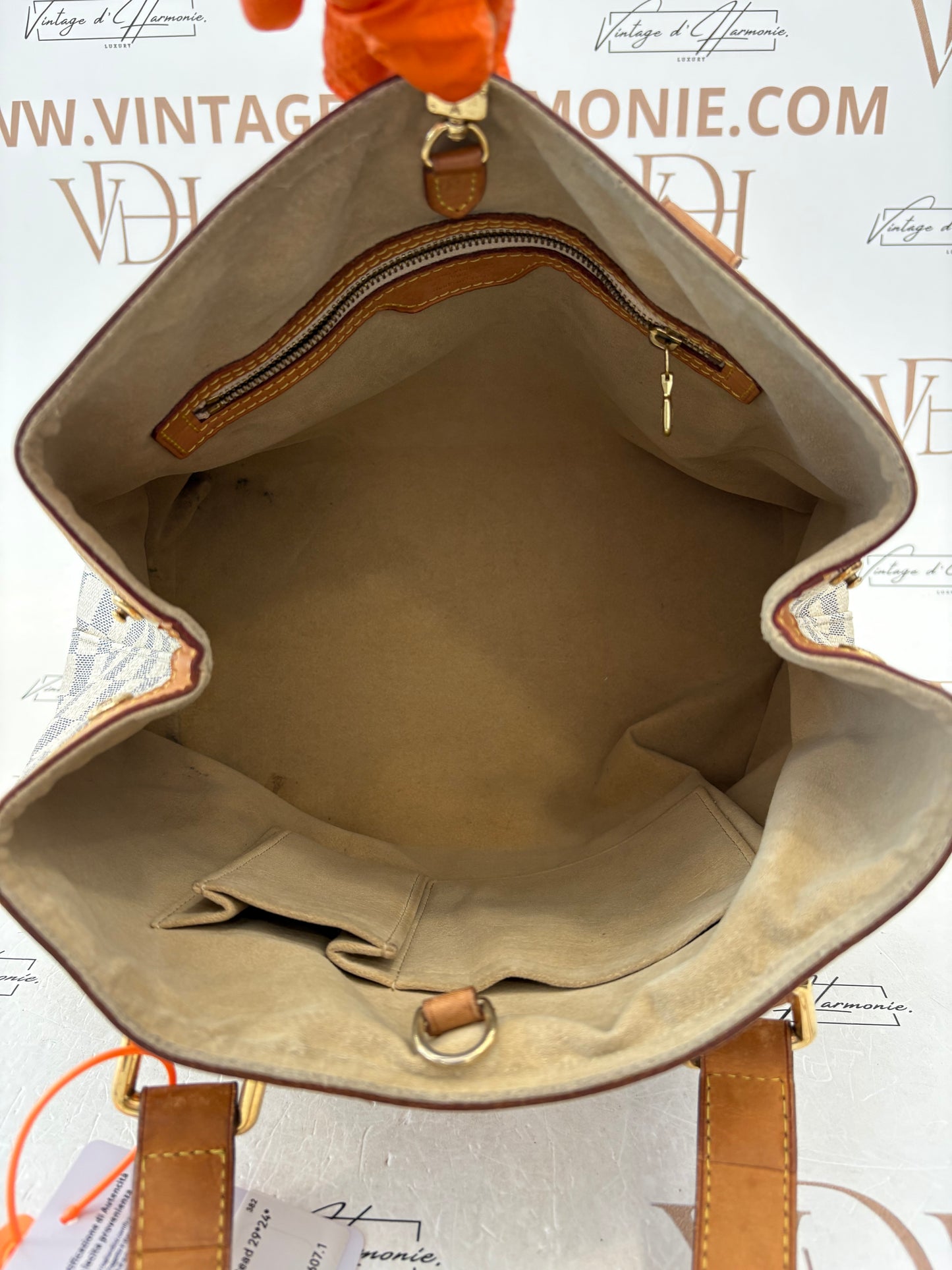 383565 - Louis Vuitton Hampstead
