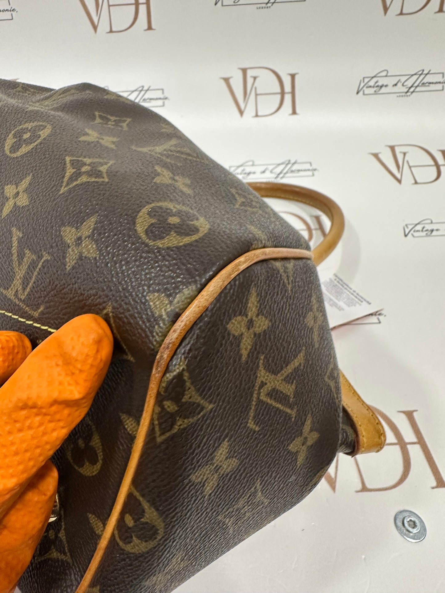 017980 - Louis Vuitton Tivoli PM