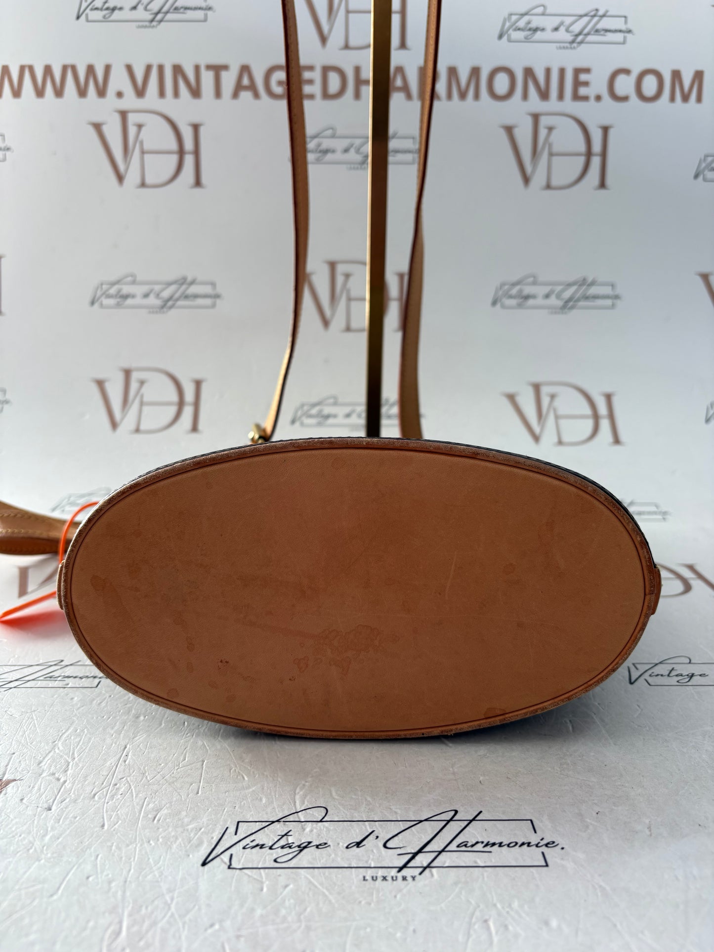 019006 - Louis Vuitton Drouot