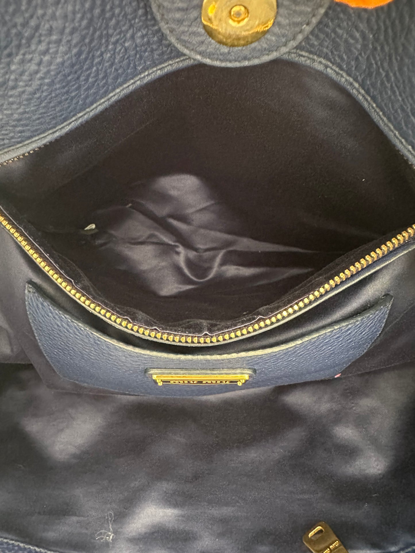 382927 - Miu Miu Tote