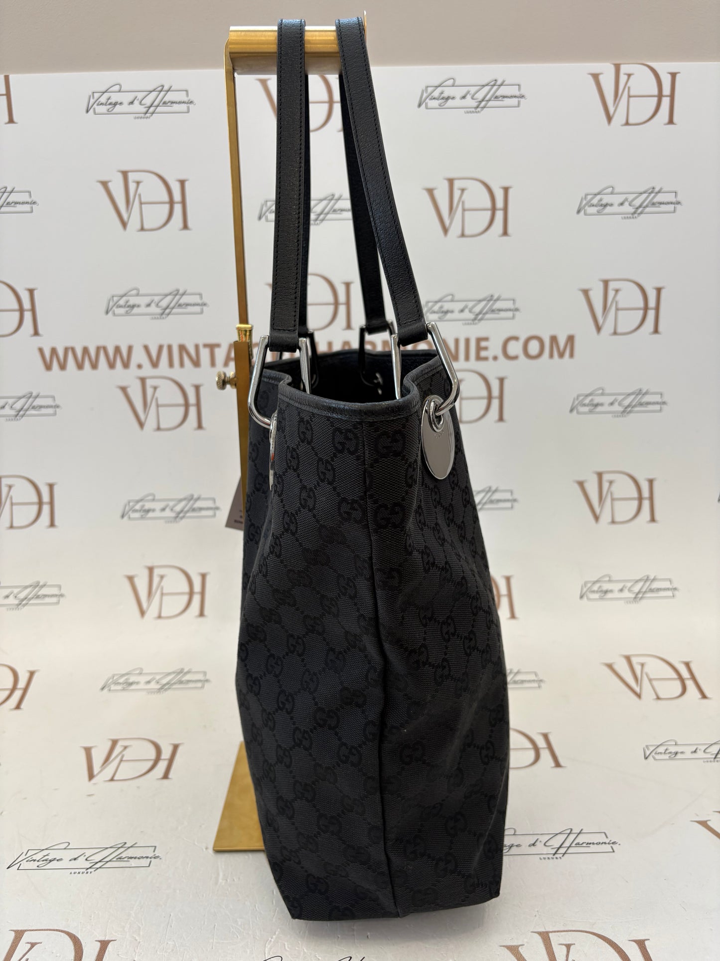 018969 - Gucci Black Canvas GG
