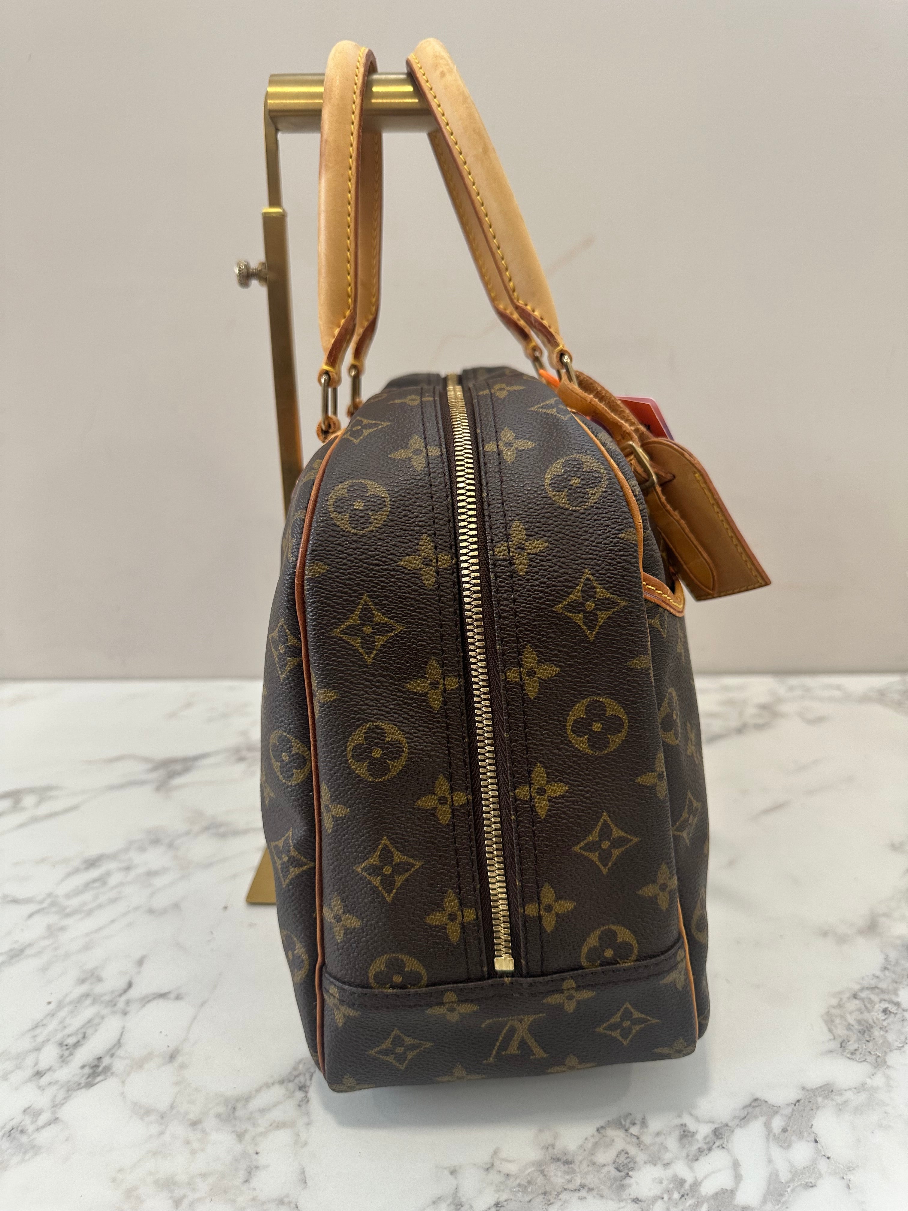 Louis Vuitton Deauville