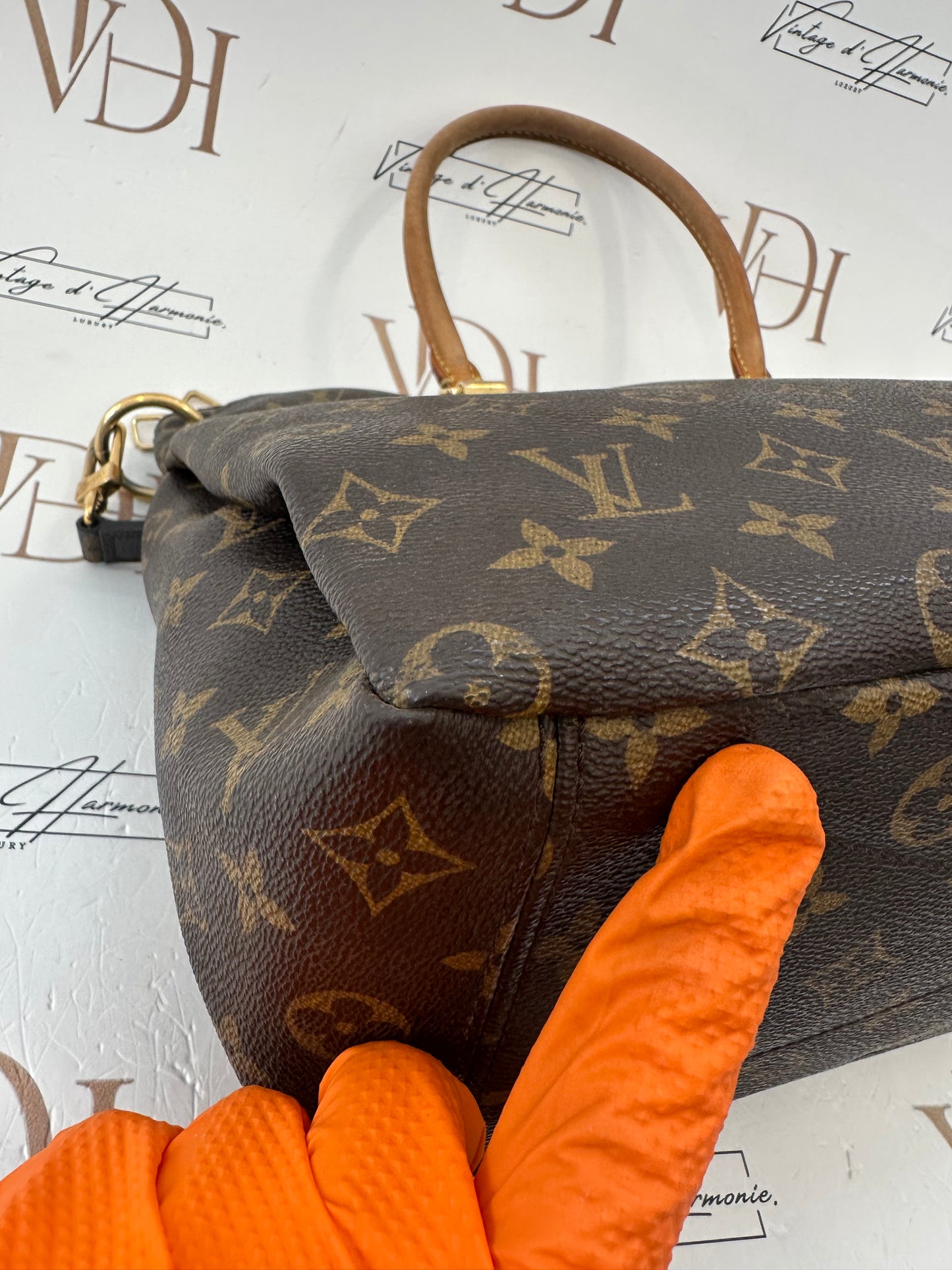 017803 - Louis Vuitton Pallas