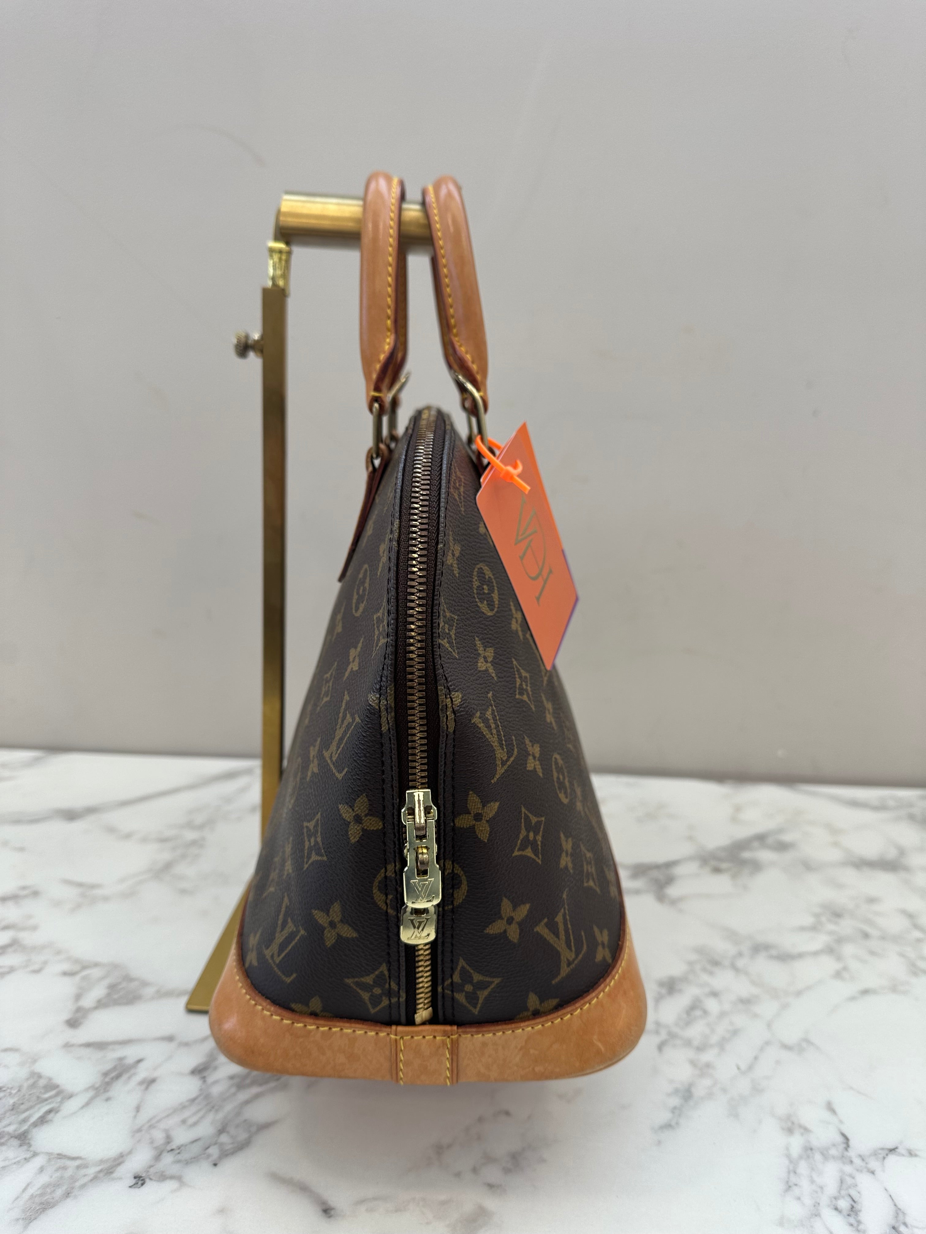 Louis Vuitton Alma