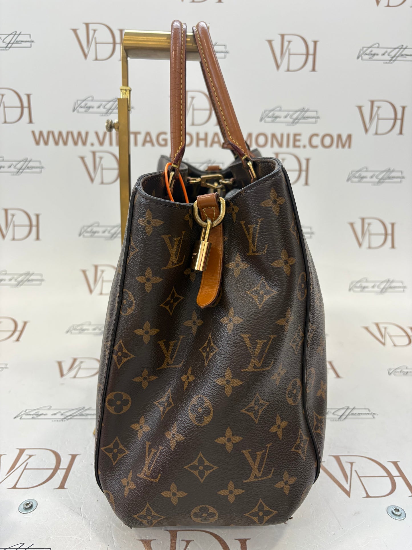 383168 - Louis Vuitton Mountaigne GM