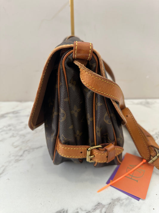 Louis Vuitton Saumur 30