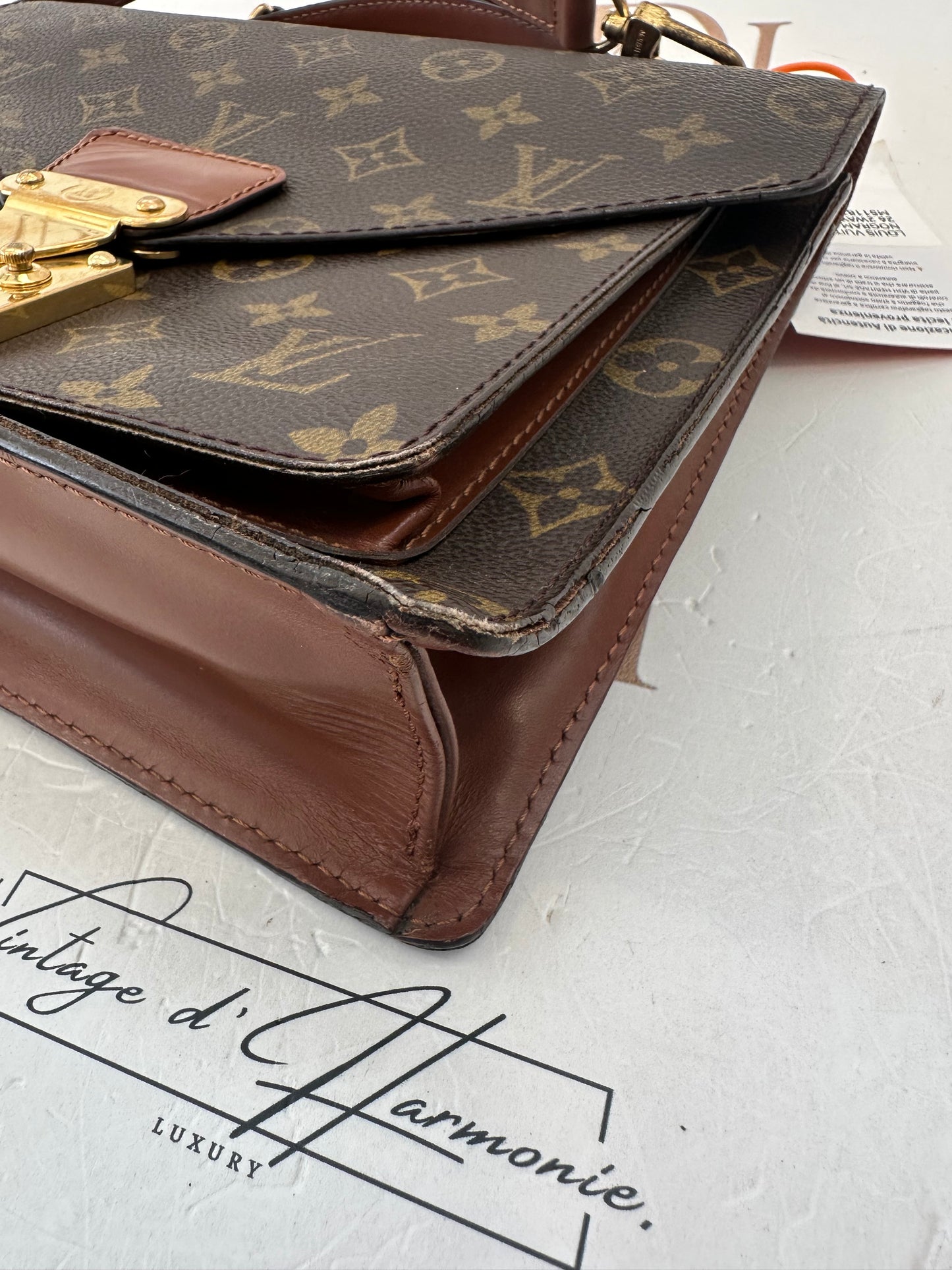 016876 - Louis Vuitton Monceau 26