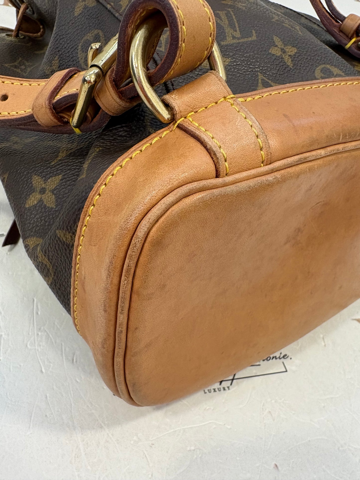 017658 - Louis Vuitton Montsouris MM