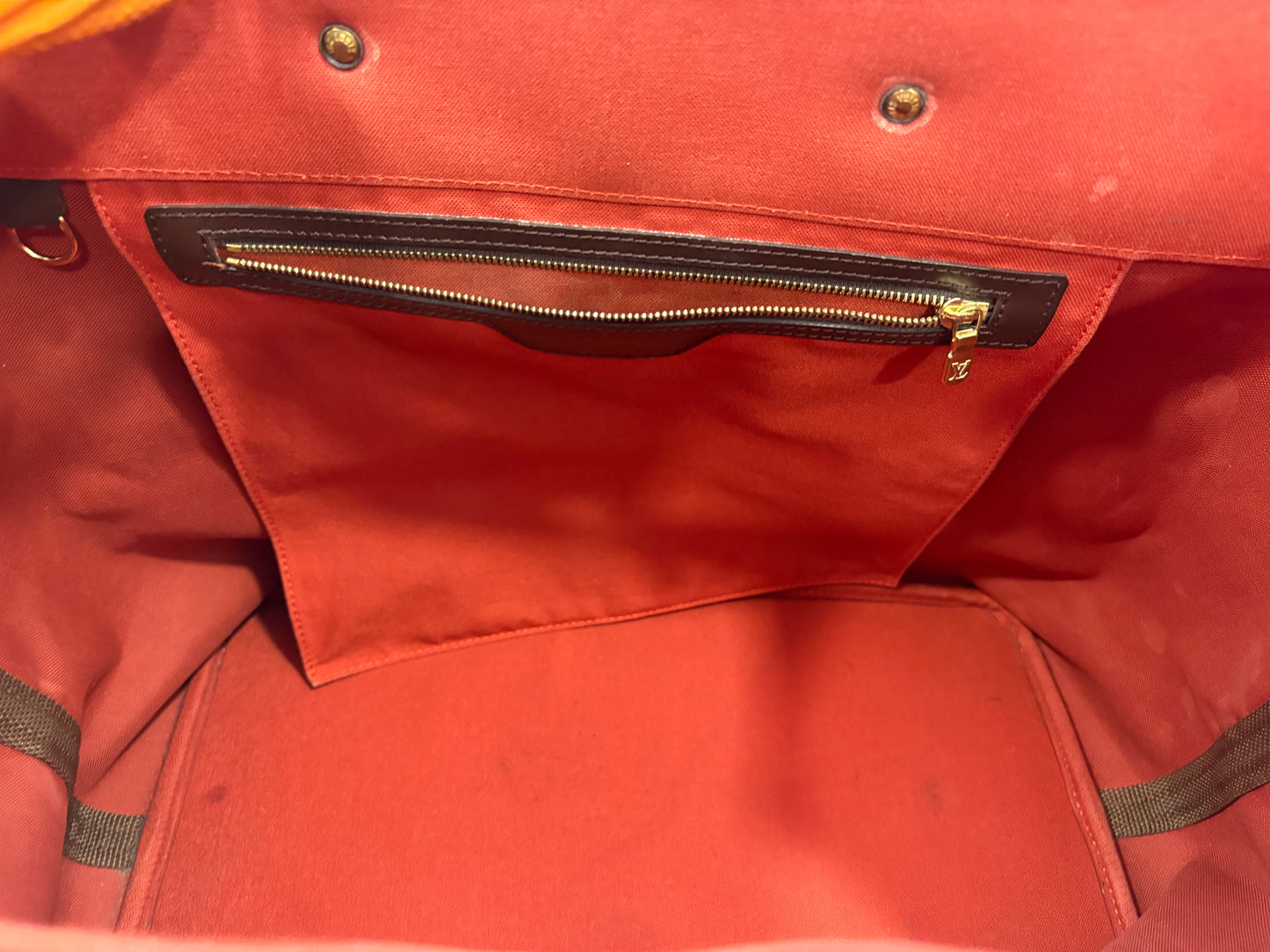 018548 - Louis Vuitton Damier Greenwich