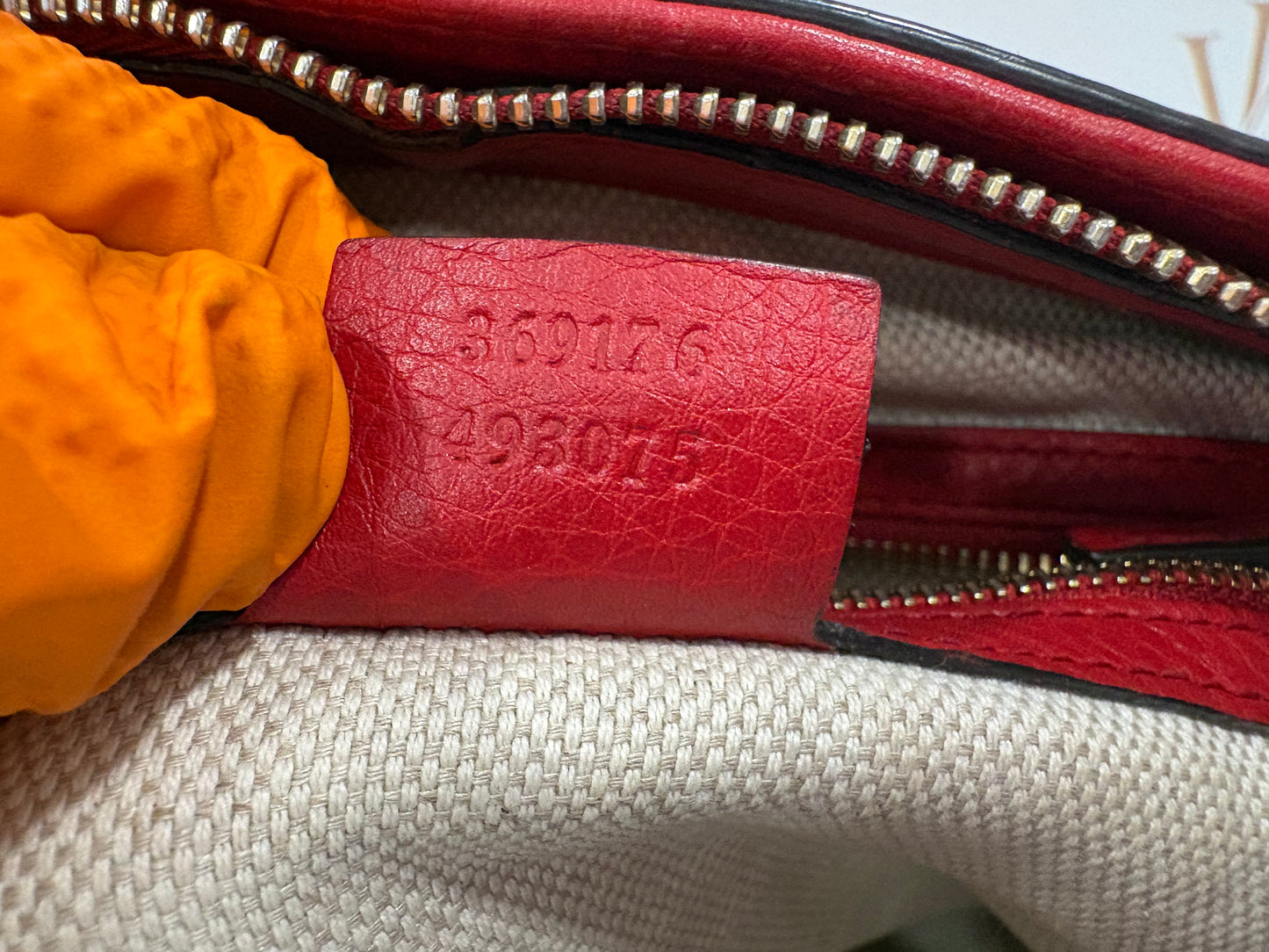 383087 - Gucci Soho