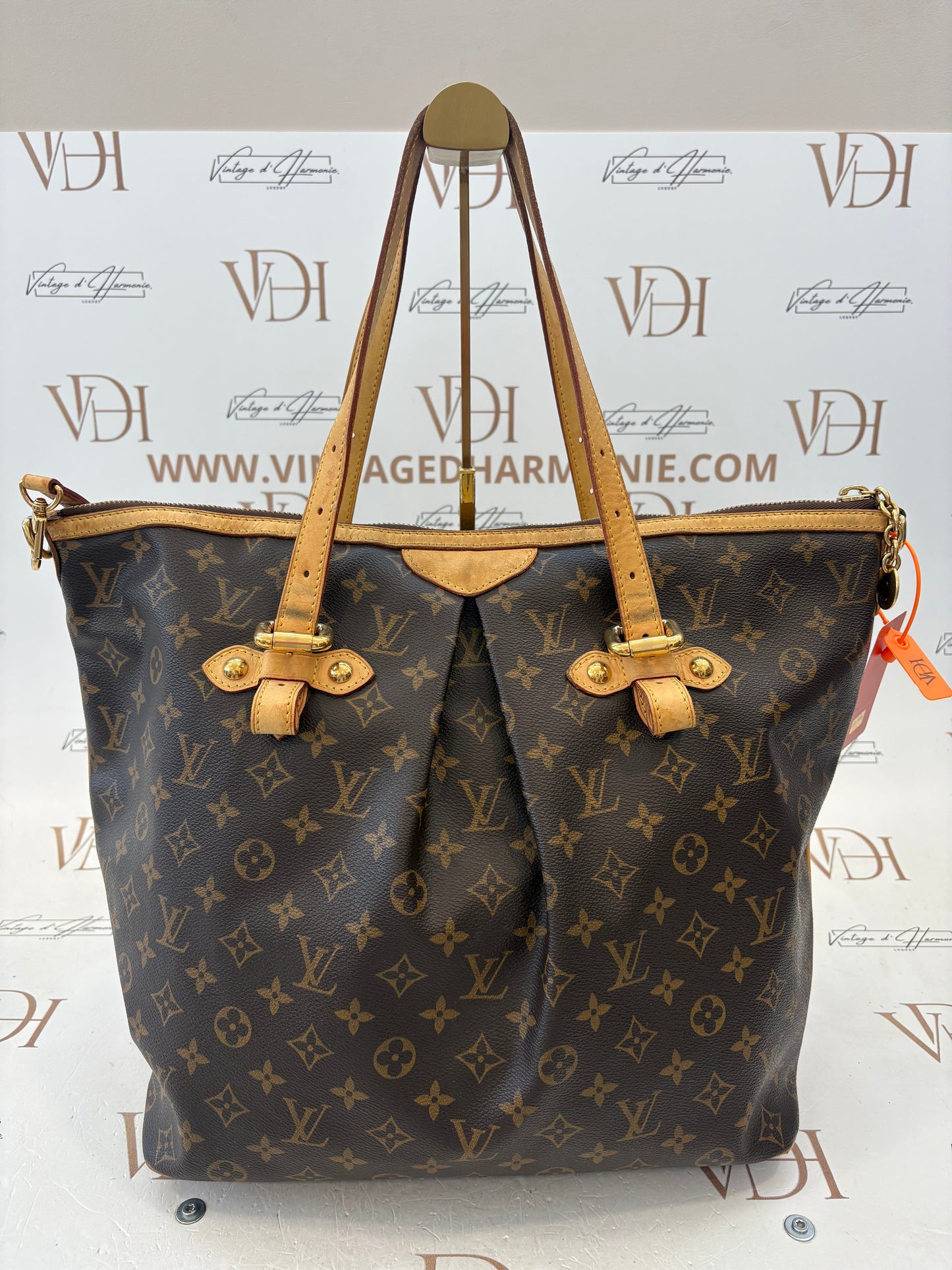 017346 - Louis Vuitton Palermo