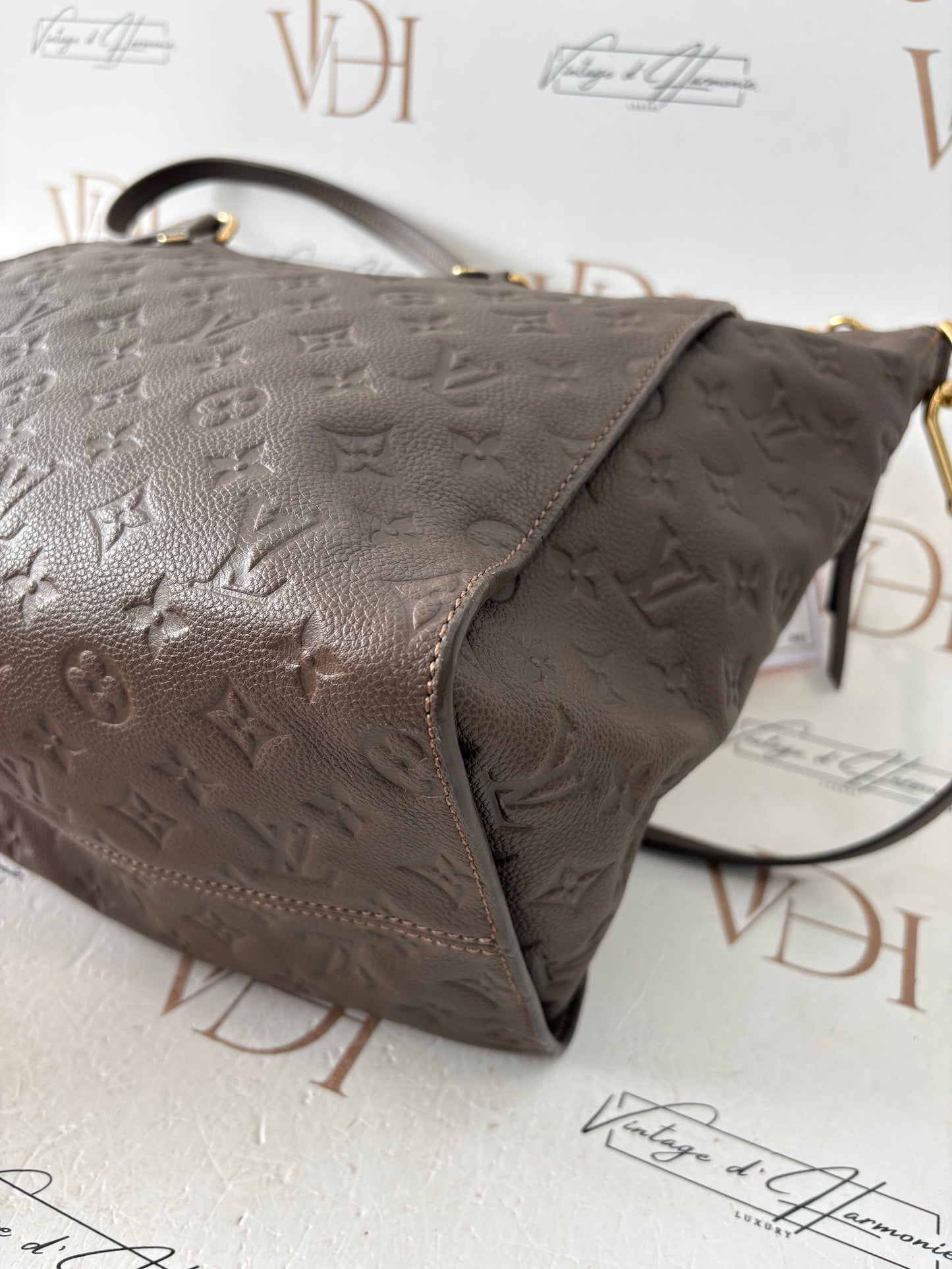 201772 - Louis Vuitton Lumineuse