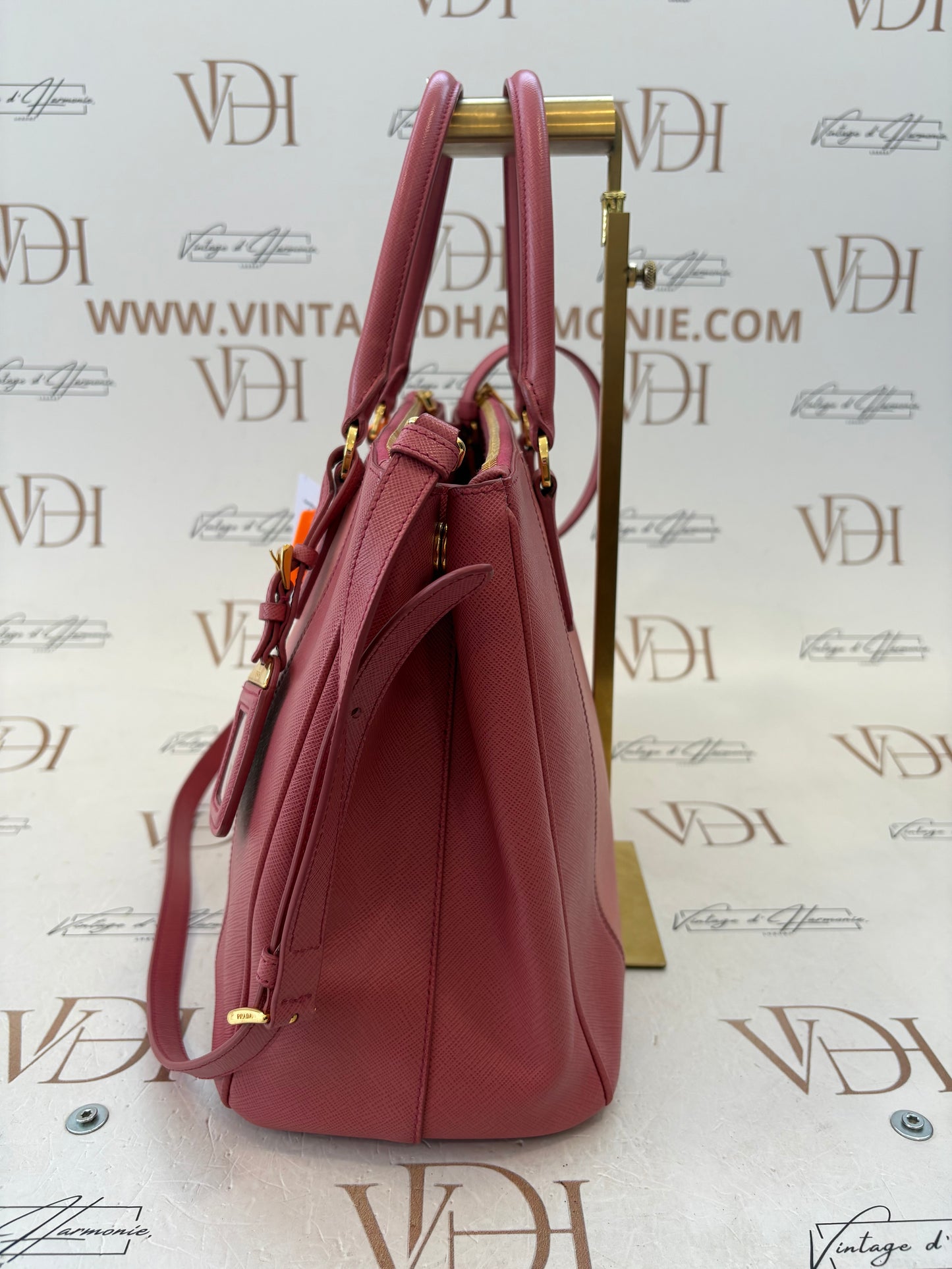 201010 - Prada Galleria Pink