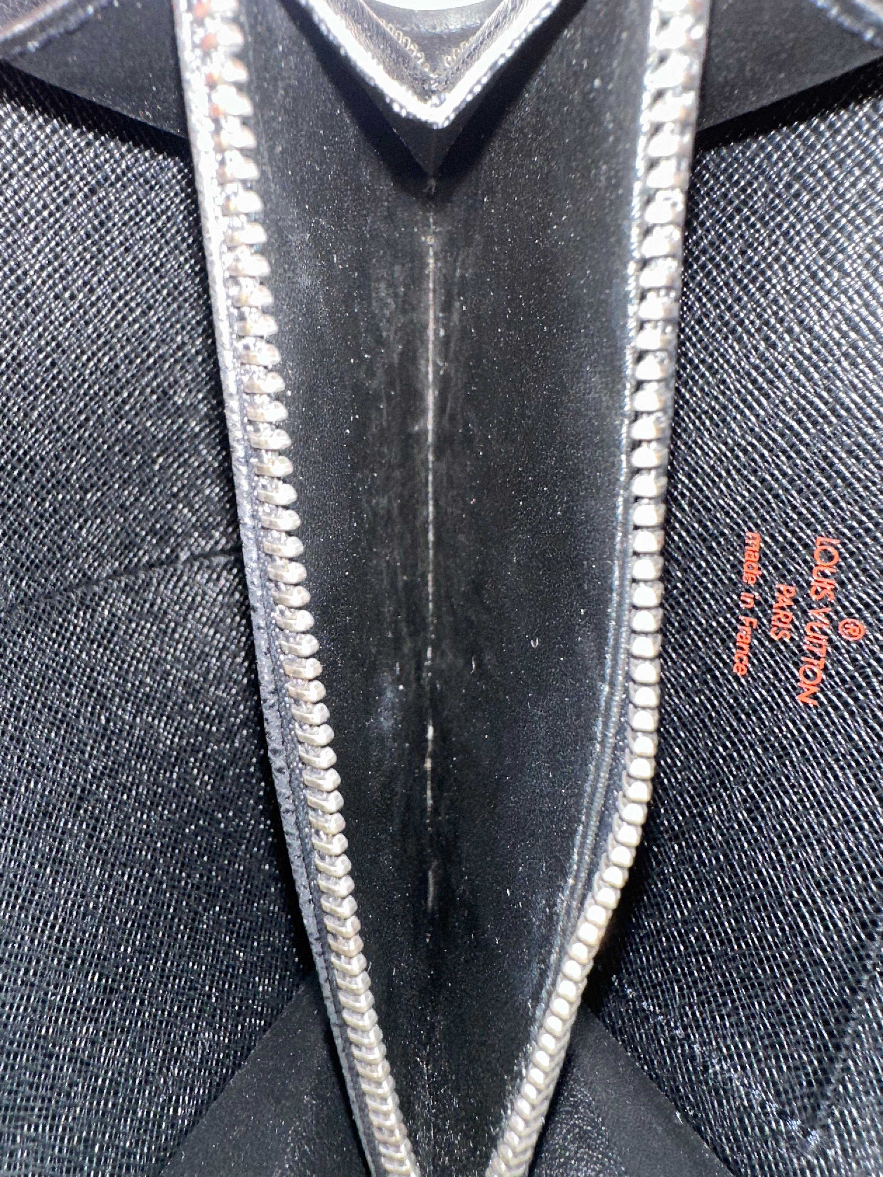 Louis Vuitton Monnaie Black Epi