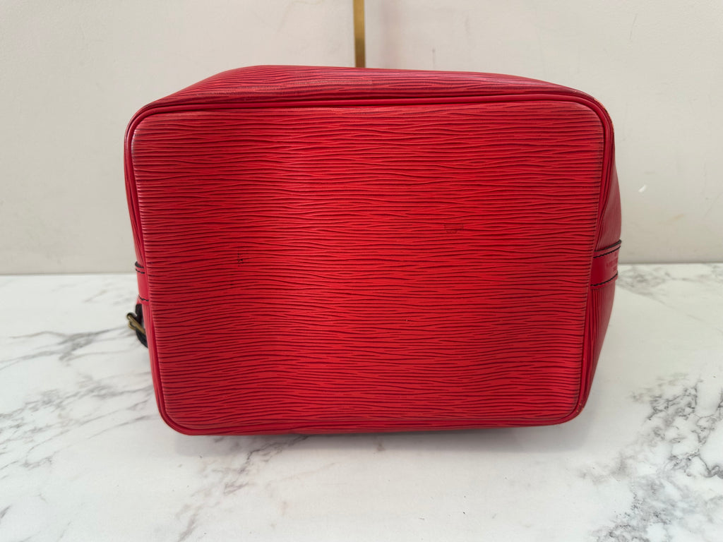 Louis Vuitton Noé Epi Red