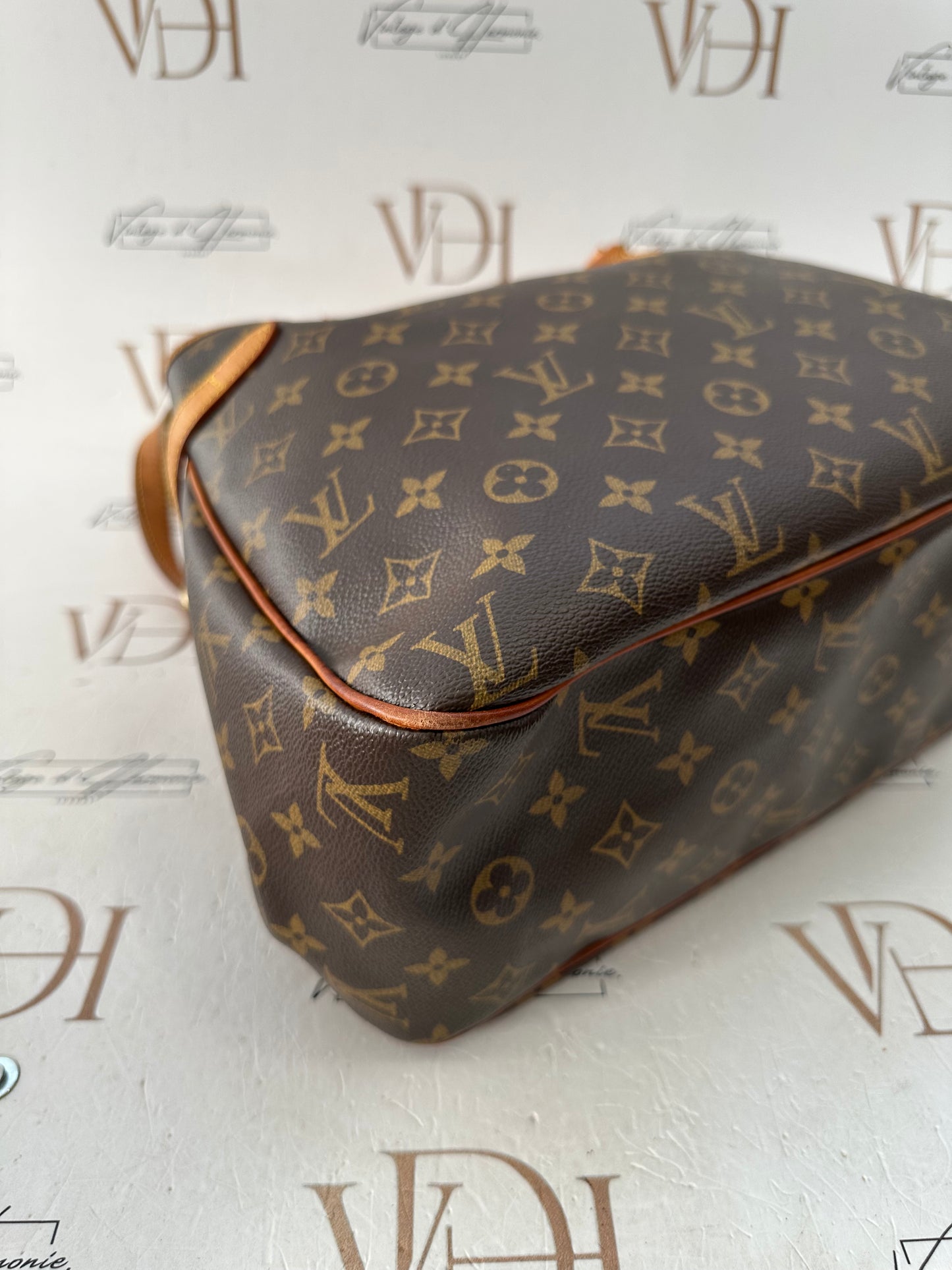018131 - Louis Vuitton Batignolles Horizontal