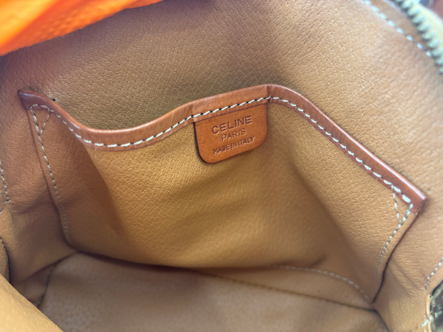 018082 - Céline Brown PVC Macadam